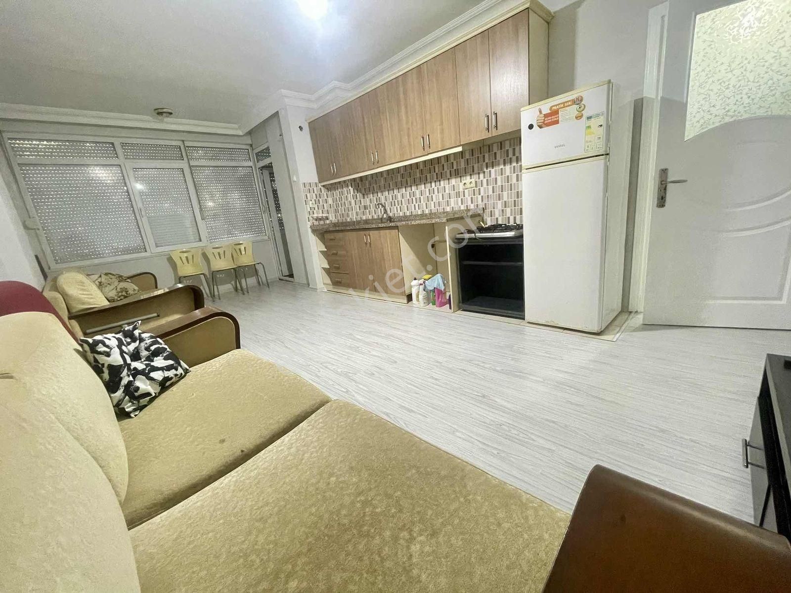 Zorlu'dan Yeşilyurt Mahallesinde Kiracısız Eşyalı Satılık 1+1