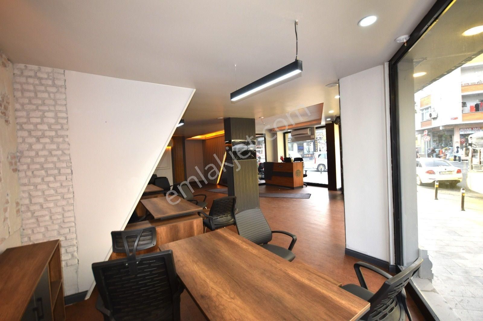 Seba'da Sefaköy Merkez'de Cadde Üzeri Kiralık 550m2 5 Katlı Bina - Görsel 11