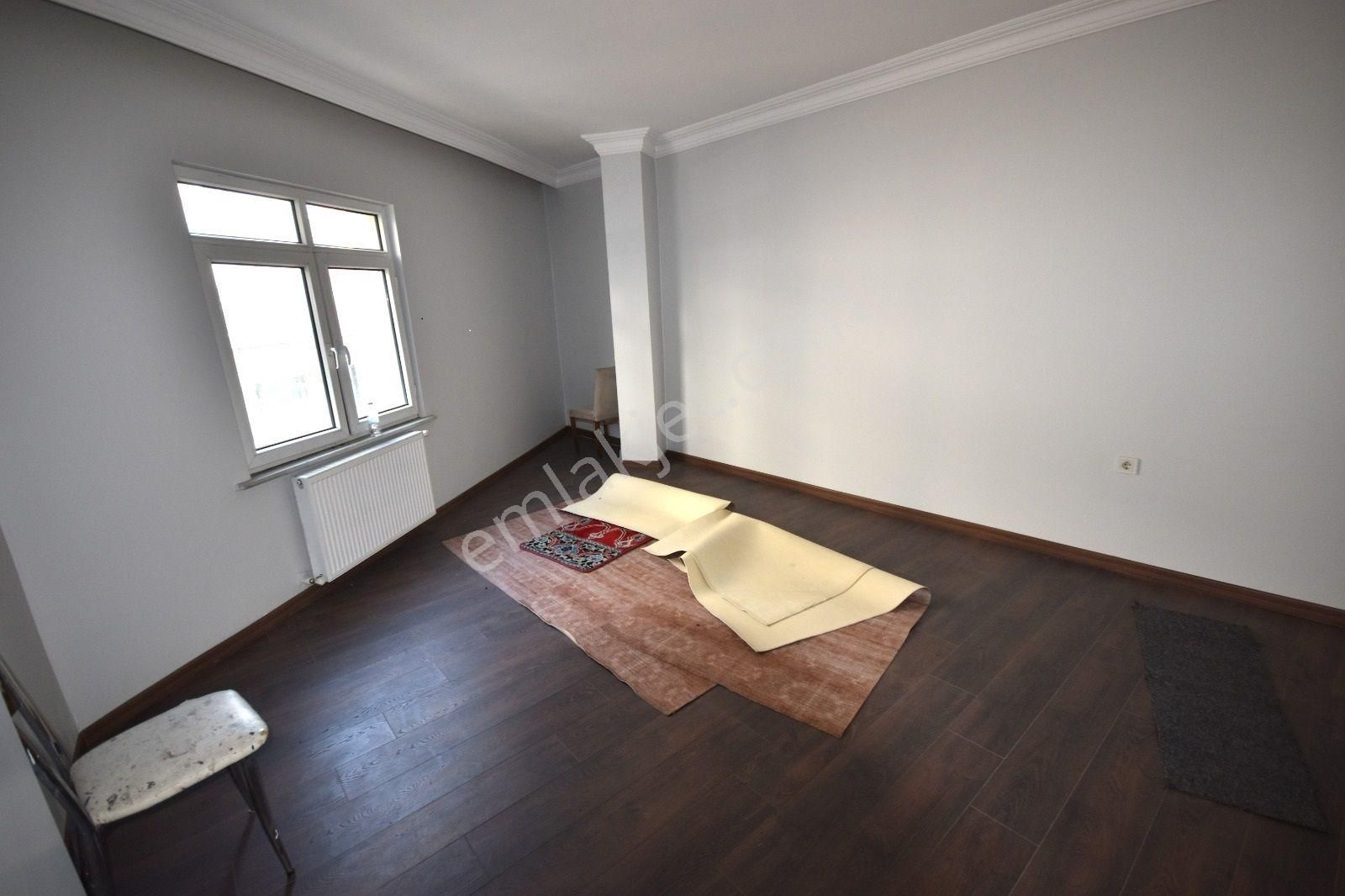 Seba'da Sefaköy Merkez'de Cadde Üzeri Kiralık 550m2 5 Katlı Bina - Görsel 23