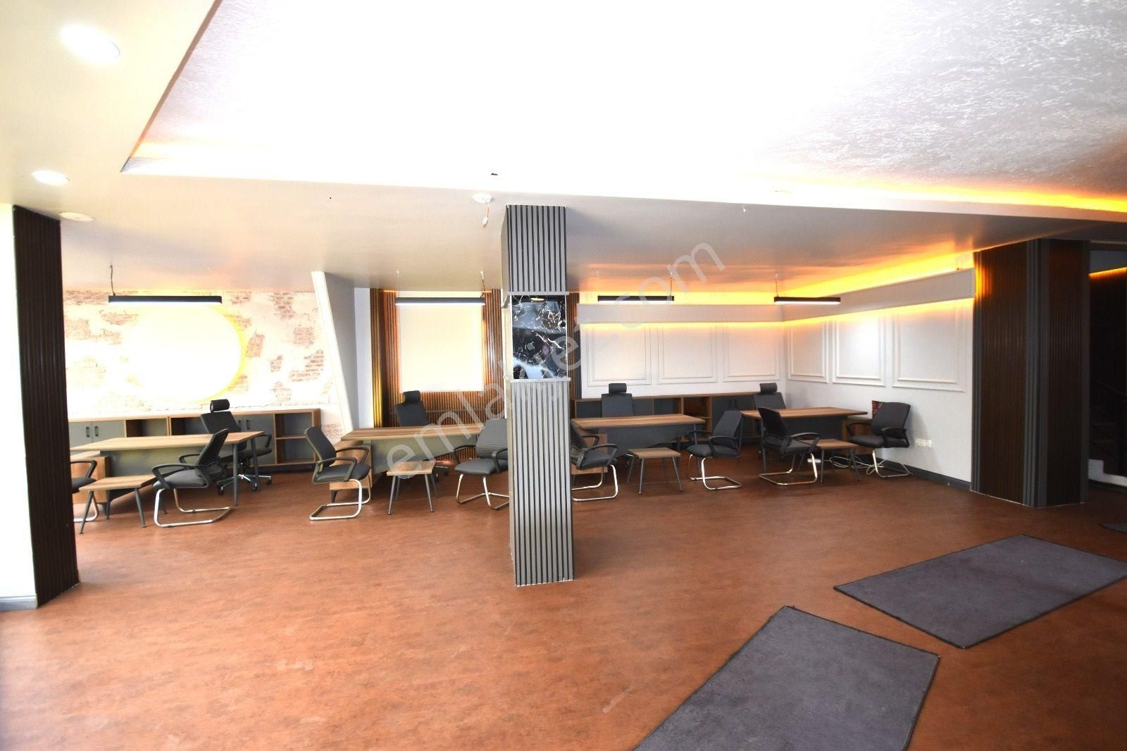 Seba'da Sefaköy Merkez'de Cadde Üzeri Kiralık 550m2 5 Katlı Bina - Görsel 9