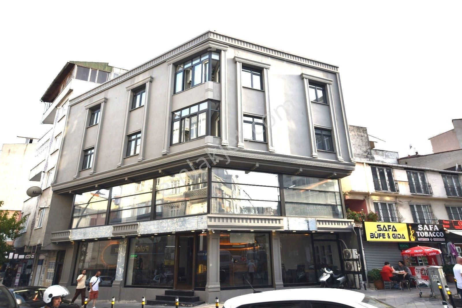 Seba'da Sefaköy Merkez'de Cadde Üzeri Kiralık 550m2 5 Katlı Bina - Görsel 2