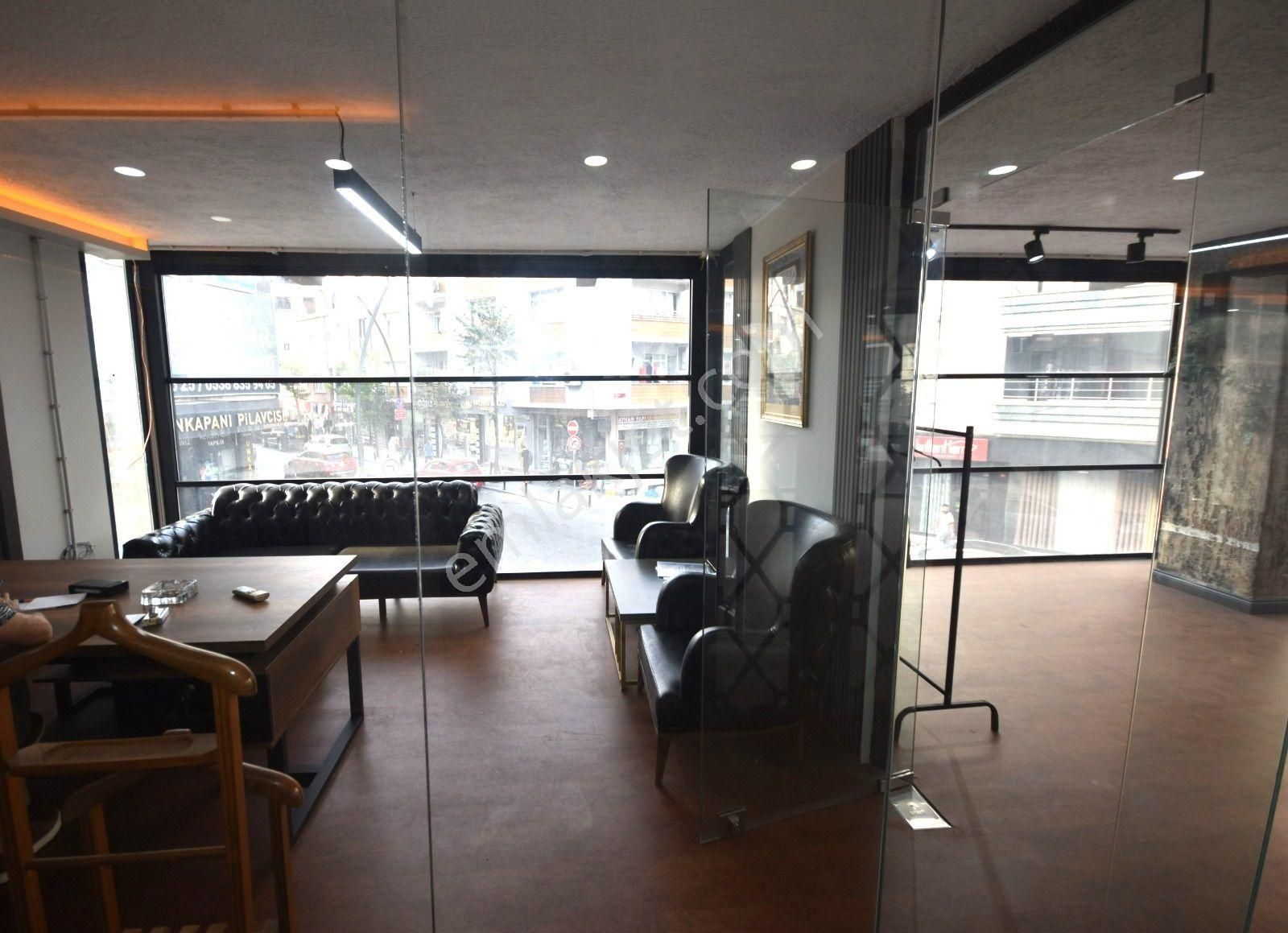 Seba'da Sefaköy Merkez'de Cadde Üzeri Kiralık 550m2 5 Katlı Bina - Görsel 19