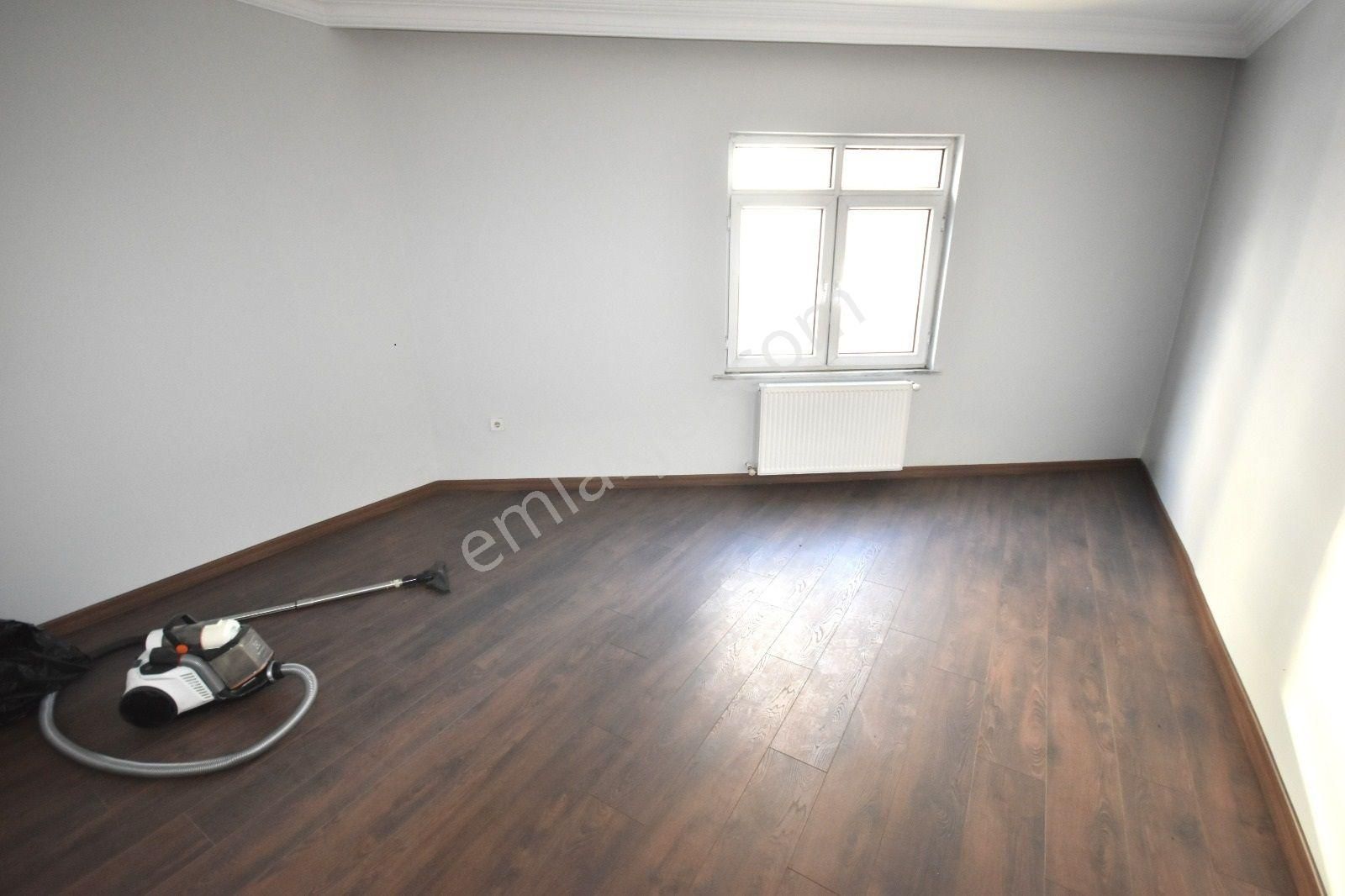 Seba'da Sefaköy Merkez'de Cadde Üzeri Kiralık 550m2 5 Katlı Bina - Görsel 22