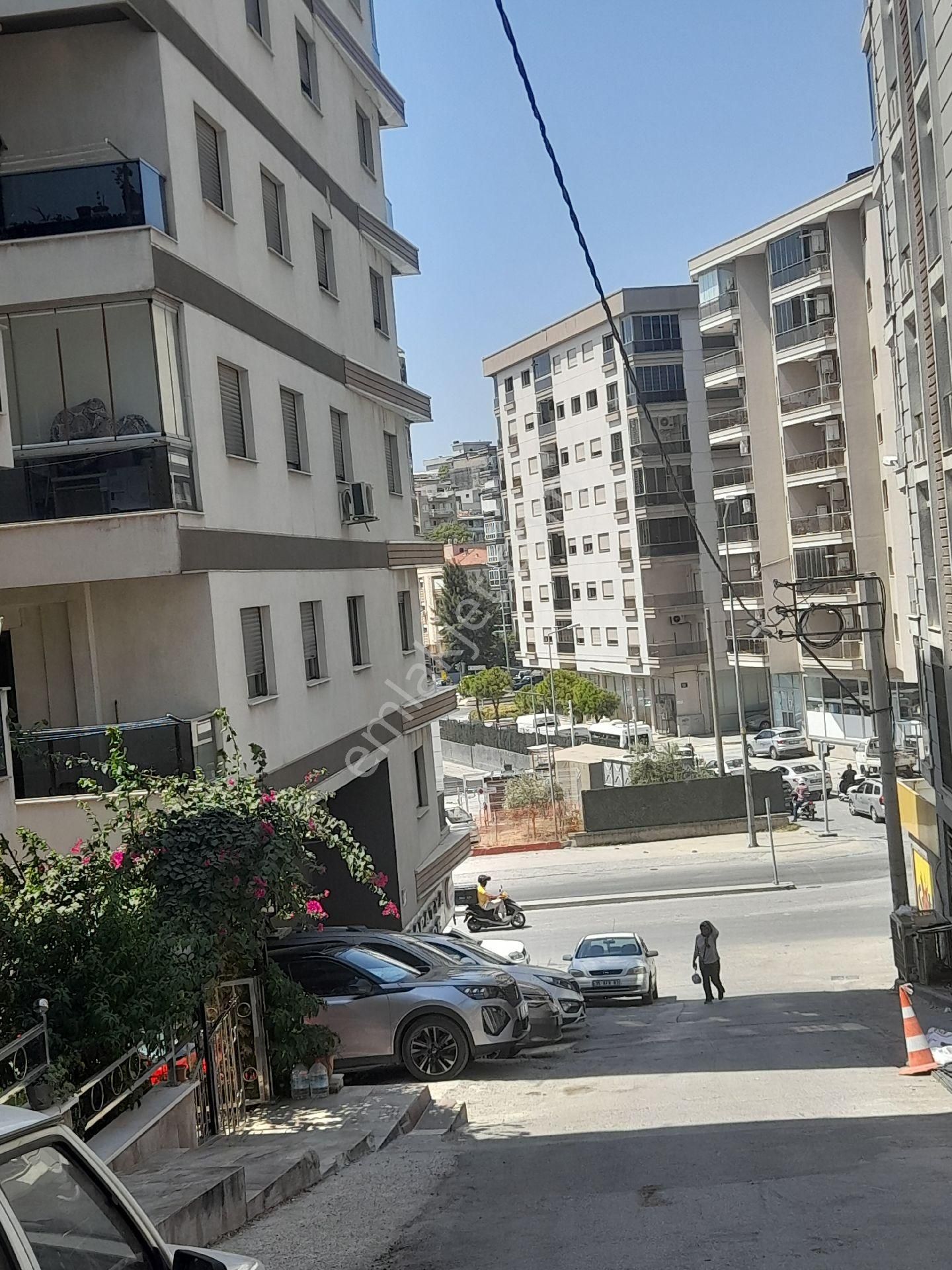 İzmir Zafertepe Mah De 2+1,ful Eşyalı, Klimalı, Lüks Daire