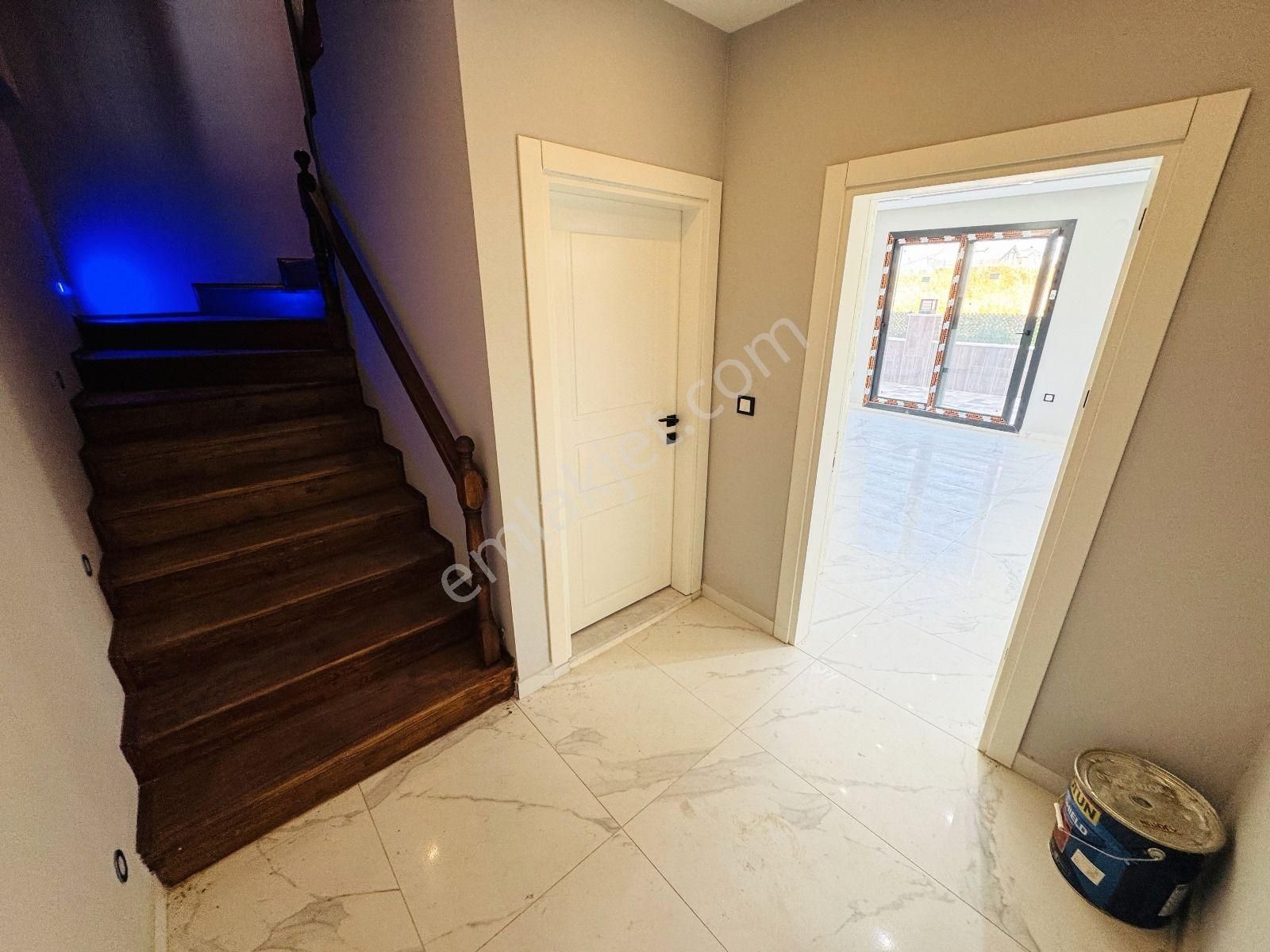 Didim Hisar Mah. Bulvara 50 Mt Mesafede Satılık 3+1 Sıfır Villa - Görsel 18