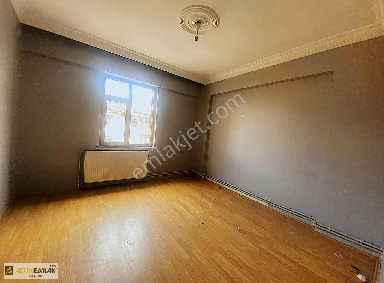 Millet Bahçesi Yakınında 3+1 Satılık Daire - Görsel 3