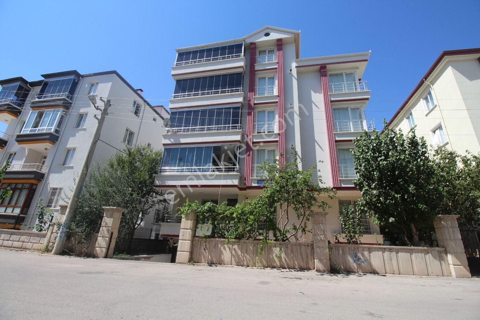 Aksaray Fatih Mahallesinde Satılık Fırsat 3+1 Daire