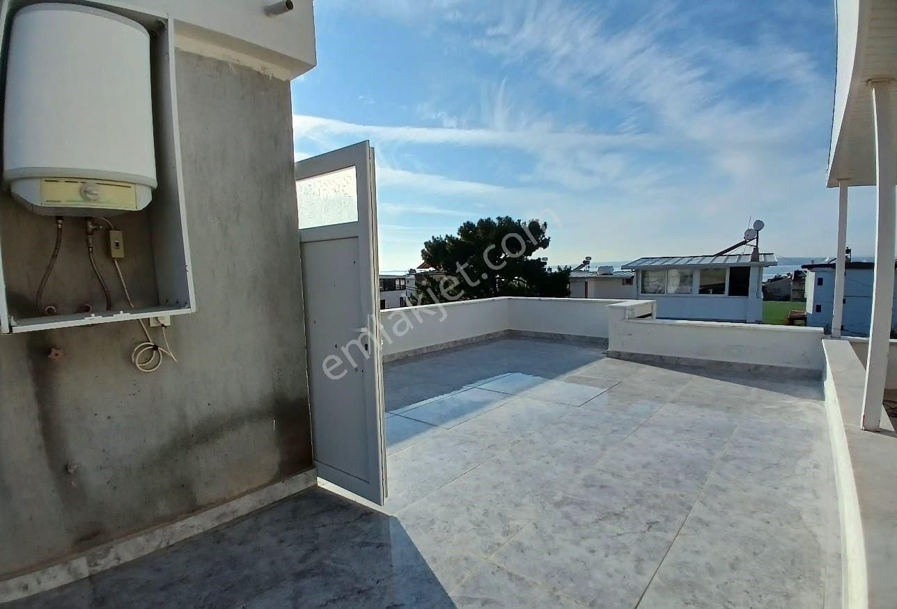 Remax Cool'dan Deniz Ve Doğa Manzaralı 3+1 Eşyalı Villa - Görsel 32