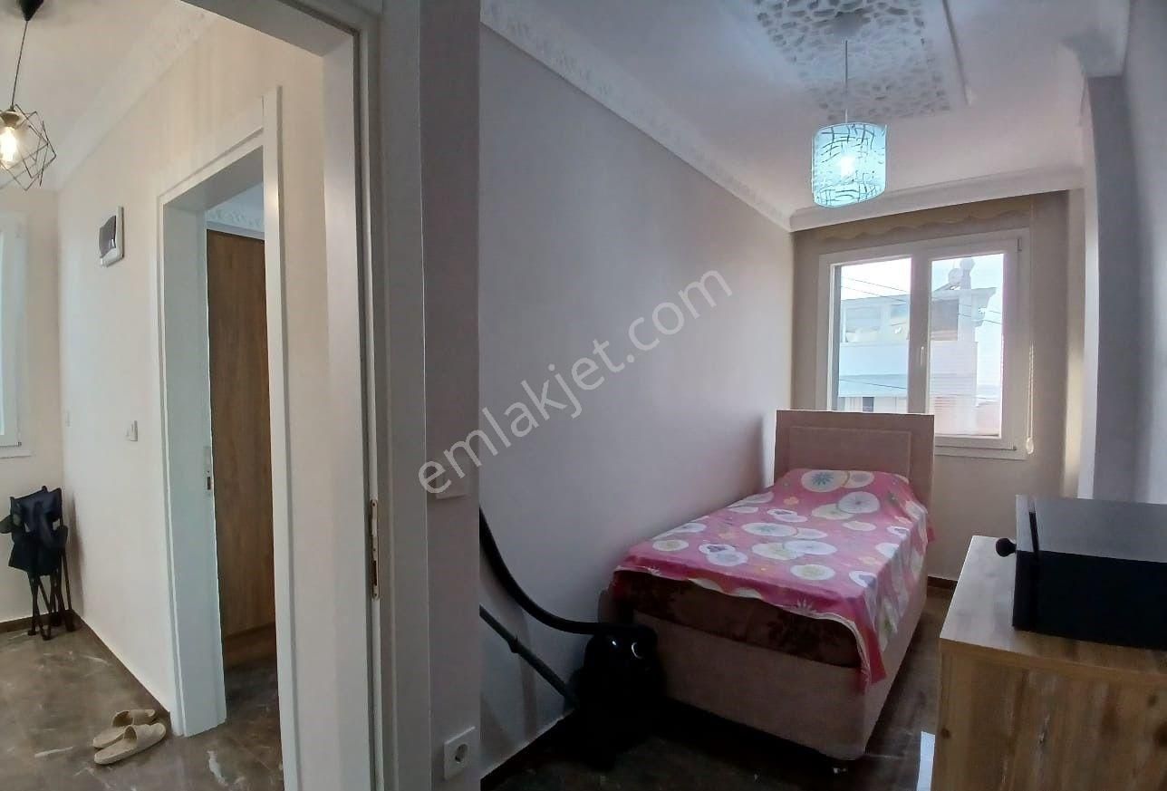 Remax Cool'dan Deniz Ve Doğa Manzaralı 3+1 Eşyalı Villa - Görsel 17