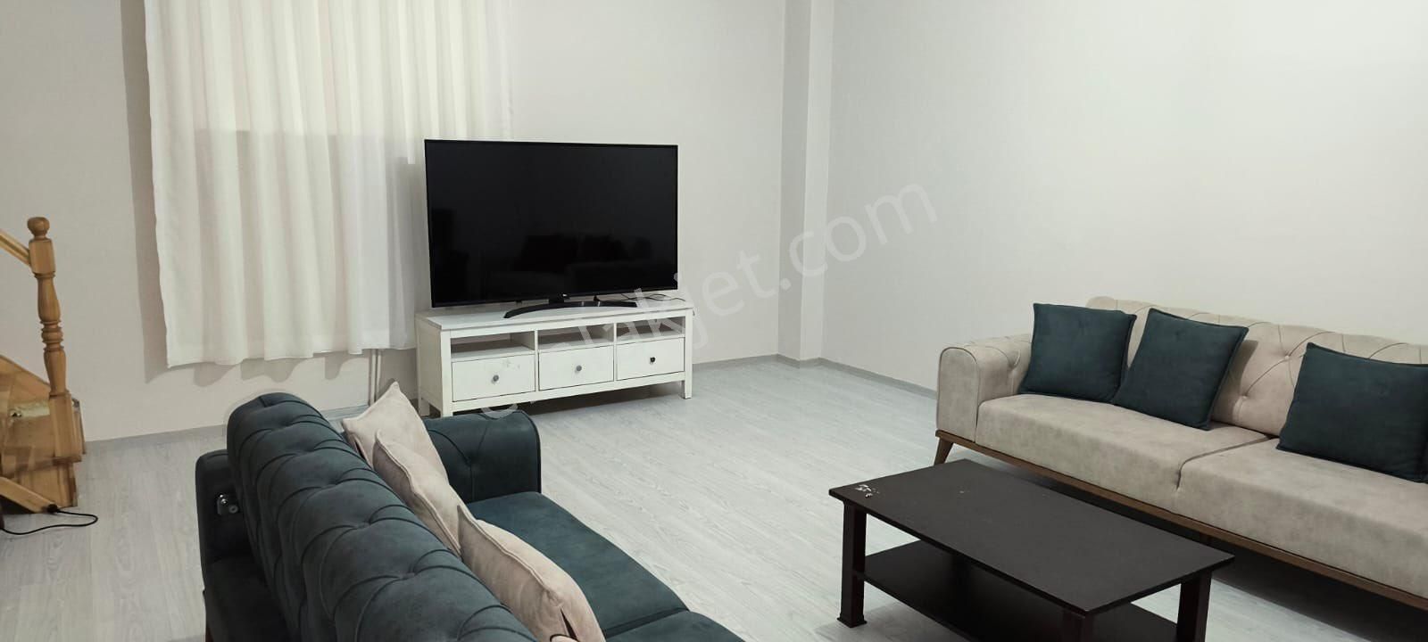 Bilgi Ünv Ne Komşu 2+1 Eşyalı Ters Dubleks Kiralık Daire