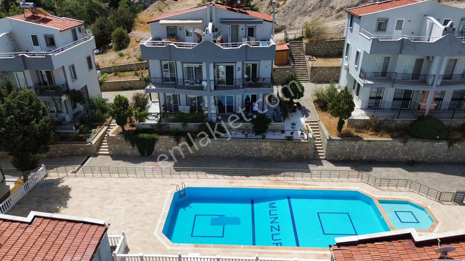 Remax Cool'dan Her Kattan Deniz Manzaralı Muhteşem Villa