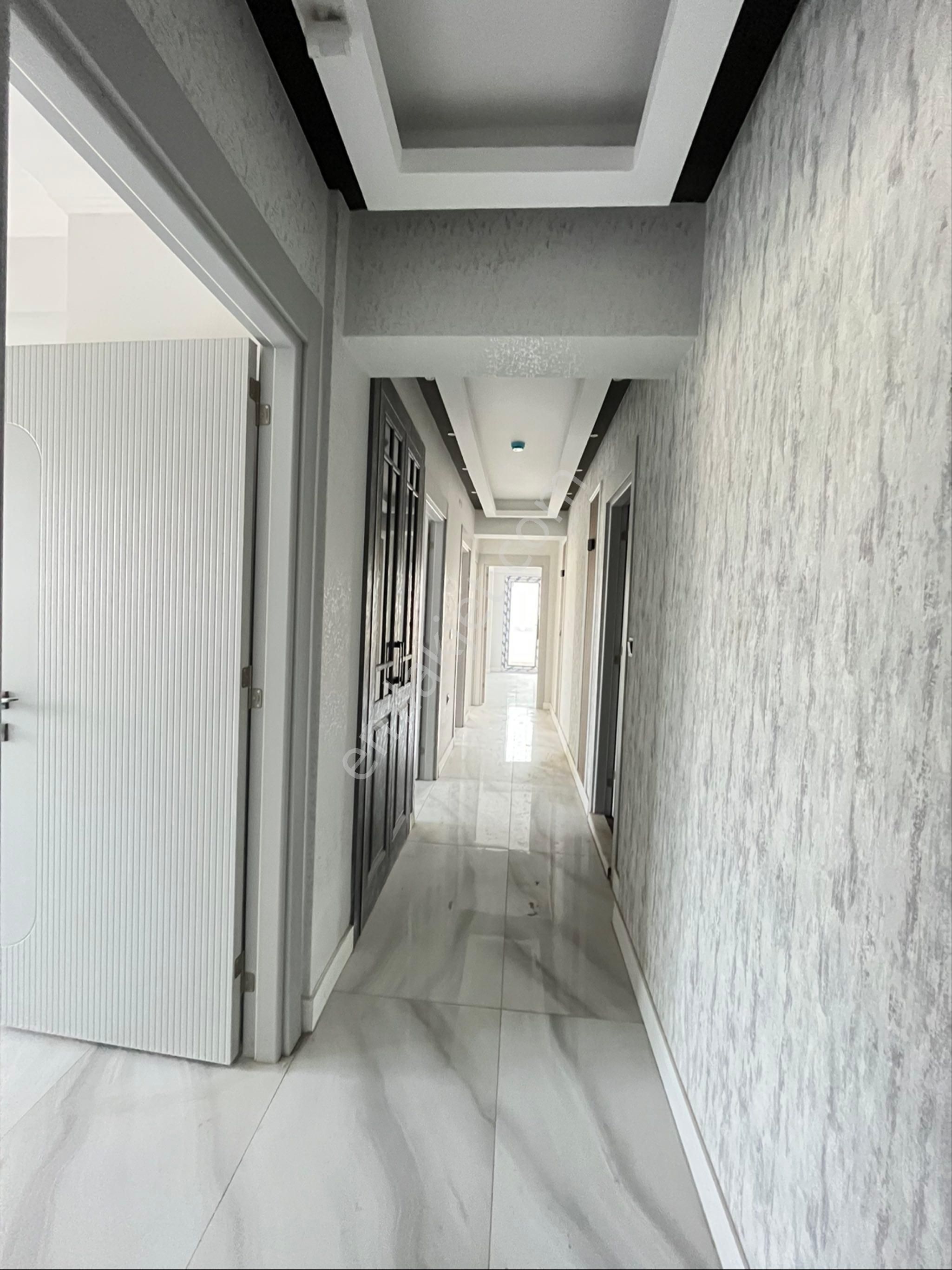 İzmir Karabağlar Site İçerisinde Lüks Satılık 3+1 Havuzlu Daire - Görsel 3