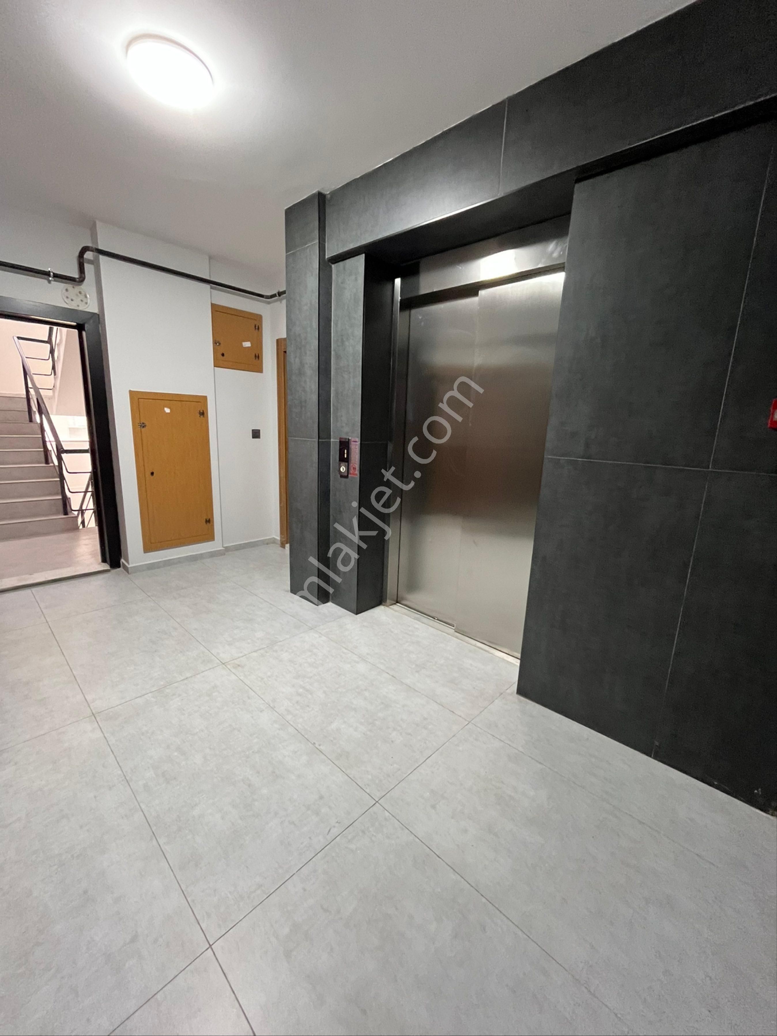 İzmir Karabağlar Site İçerisinde Lüks Satılık 3+1 Havuzlu Daire - Görsel 29