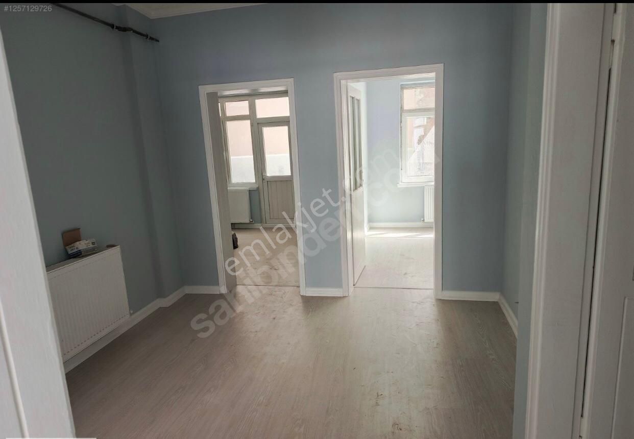 Arslan Gayrimenkulden 100.yıl Bulvarına Yakın Kiralık 2+1 Daire