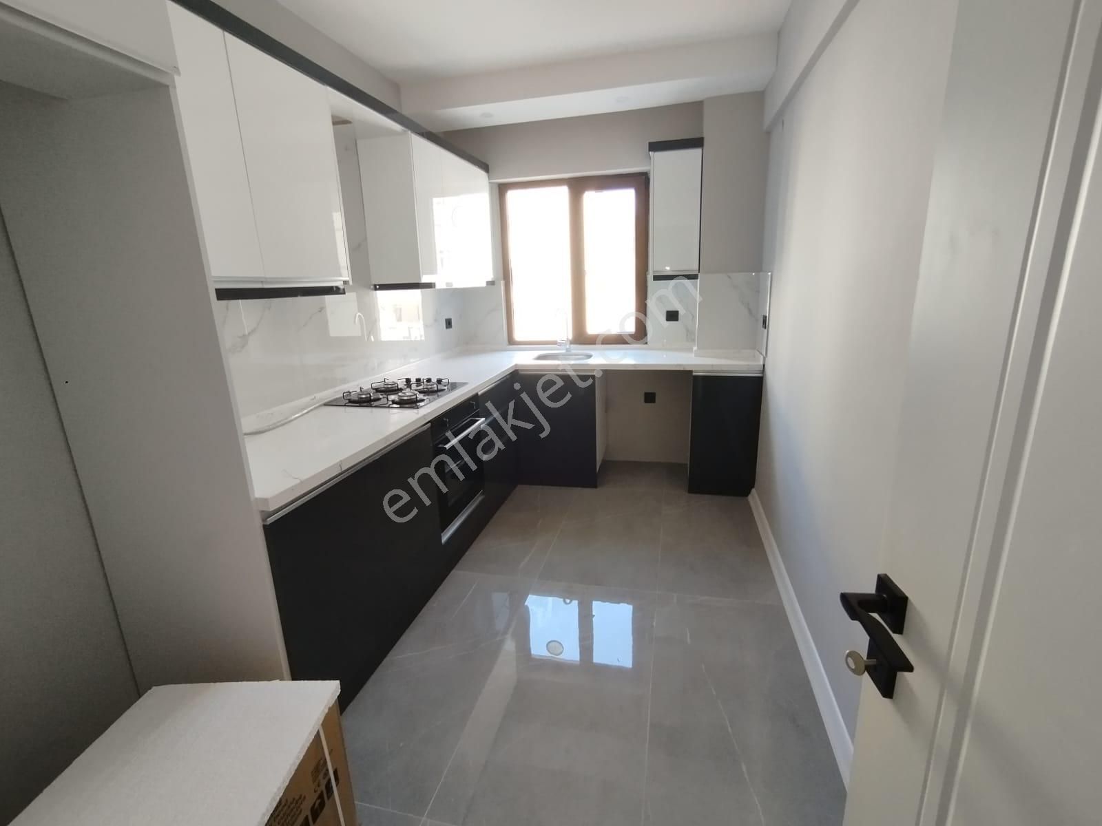 Sezgin Aslan'dan Adalet Mah.de 3+1 Sıfır Kiralık Daire
