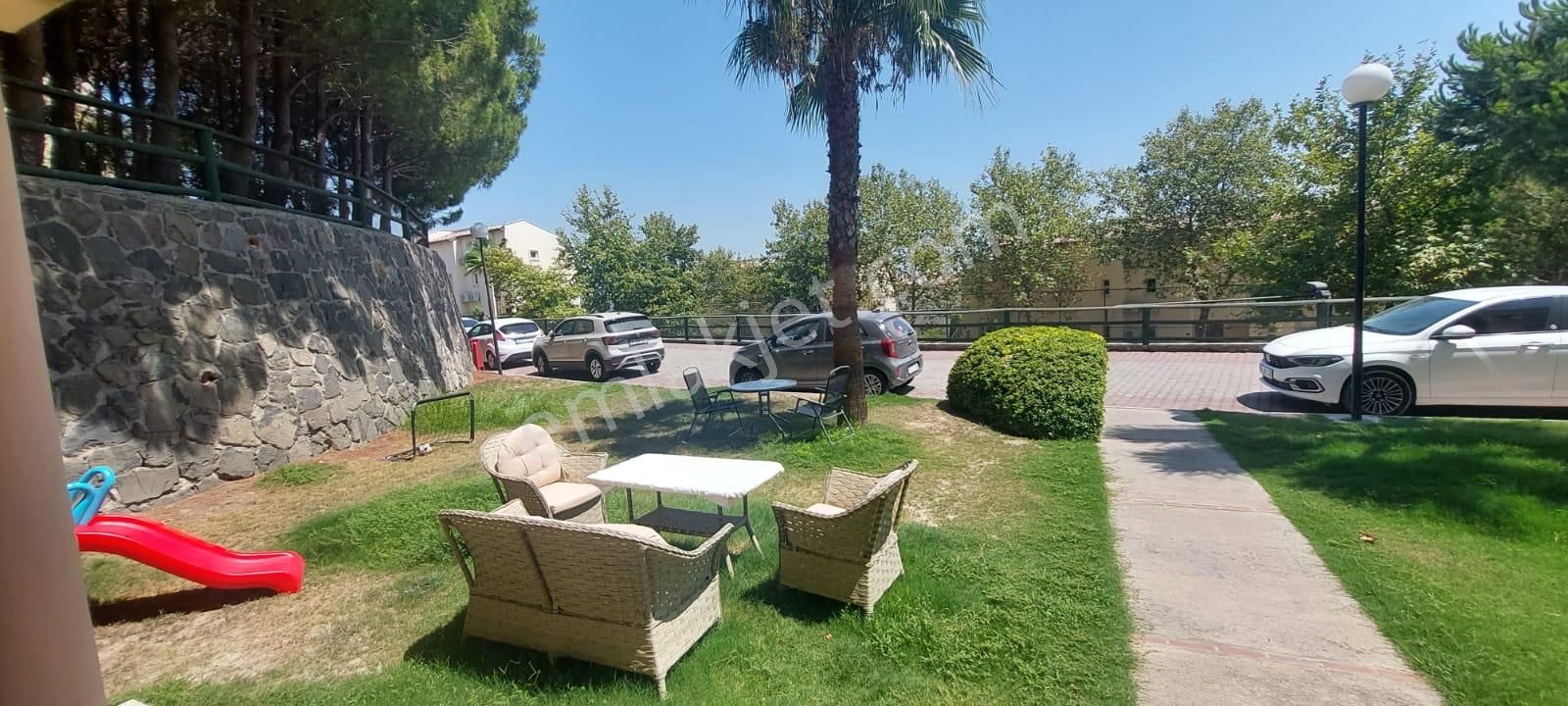 Kuşadası Golf & Spa Resort Köşe Bahçe Katı Eşyalı Satılık 2+1 - Görsel 3