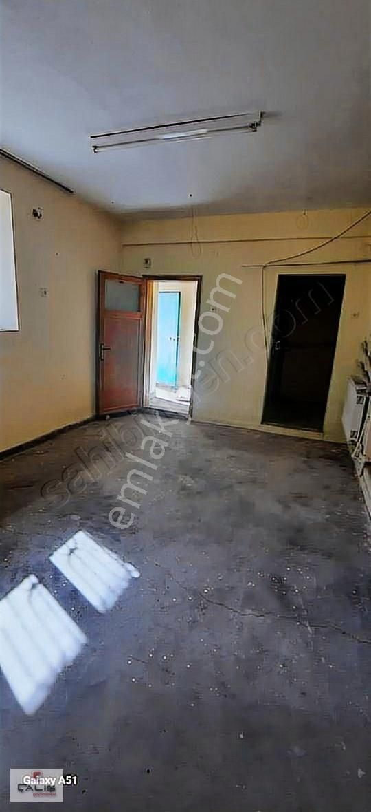 Mahzemin De 2 Adet 2 Katlı Müstakil Ev 329m2 - Görsel 19