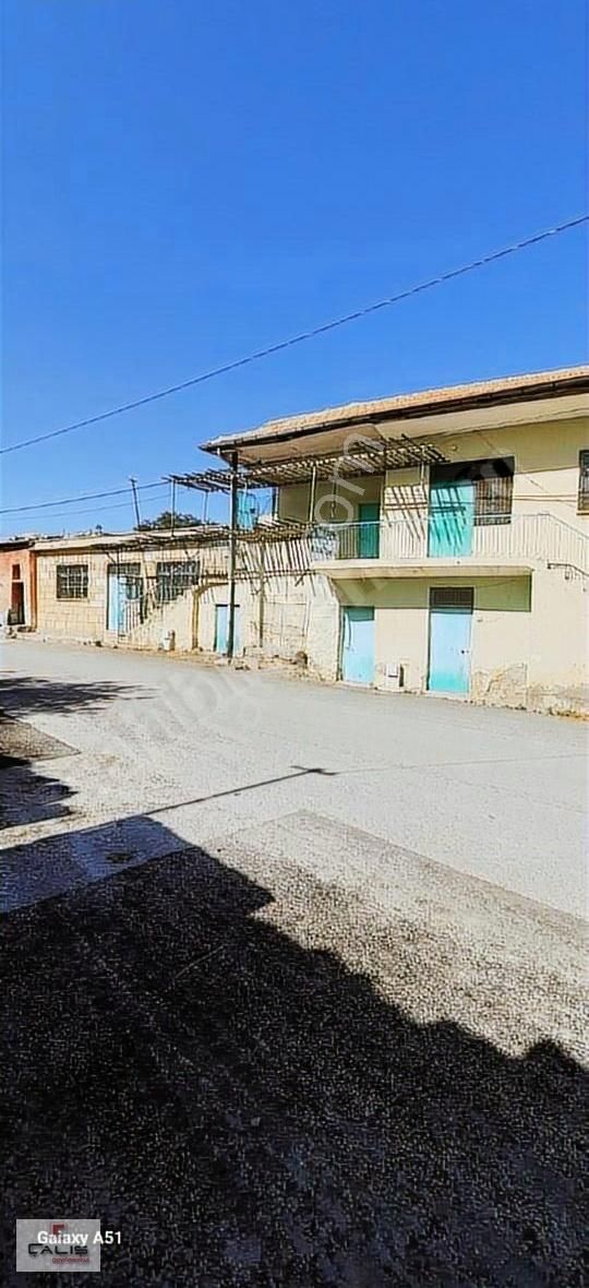 Mahzemin De 2 Adet 2 Katlı Müstakil Ev 329m2 - Görsel 18