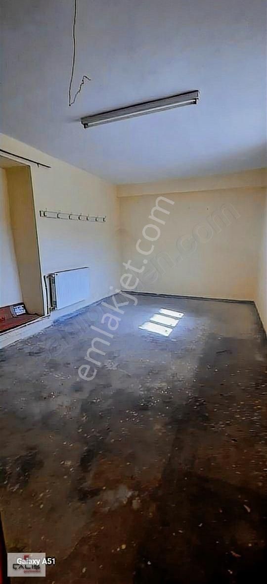 Mahzemin De 2 Adet 2 Katlı Müstakil Ev 329m2 - Görsel 17