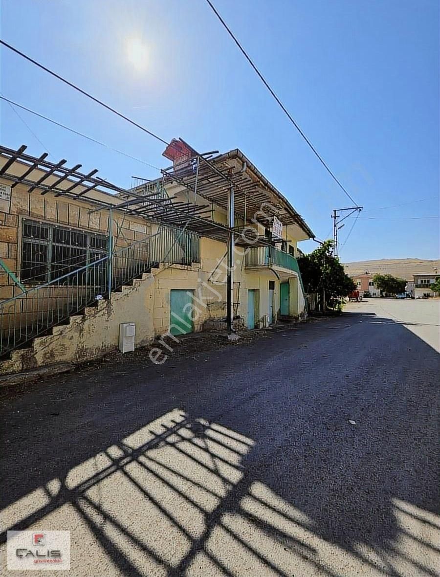 Mahzemin De 2 Adet 2 Katlı Müstakil Ev 329m2 - Görsel 24