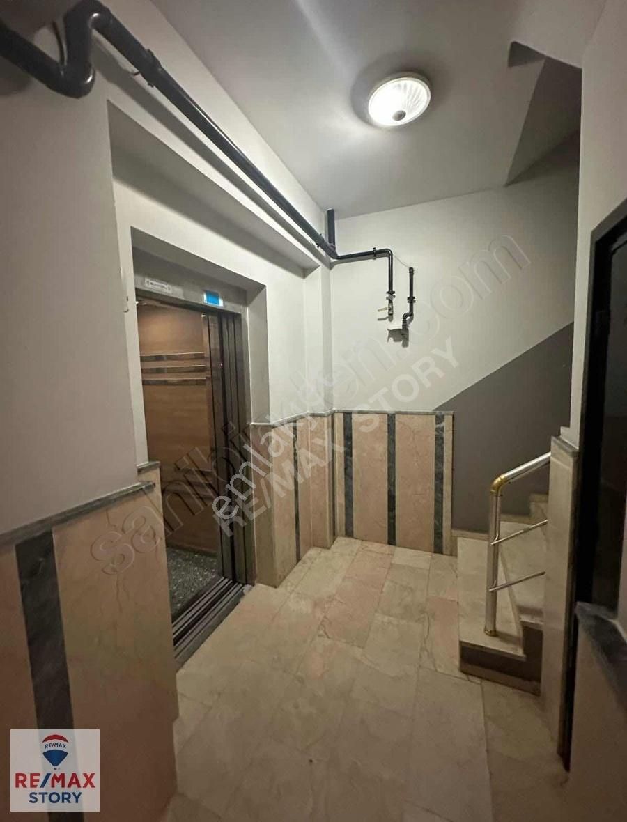 Çayırova Belediye Yanı Başı 3+1 Arakat Asansörlü Satılık Daire - Görsel 3