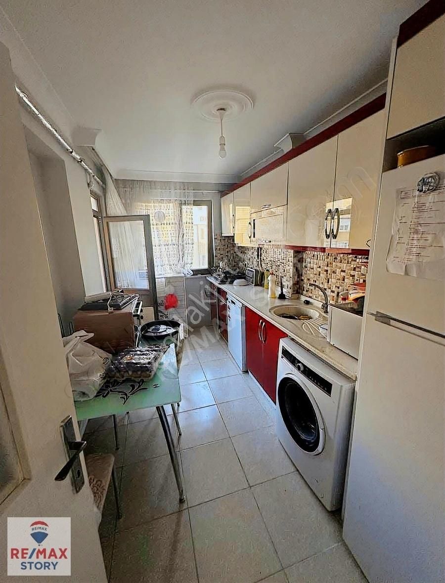 Çayırova Belediye Yanı Başı 3+1 Arakat Asansörlü Satılık Daire