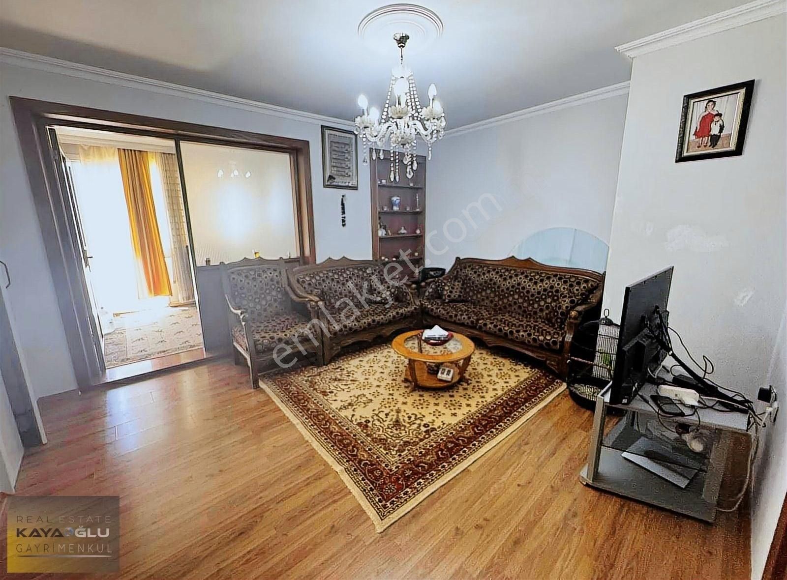 Karşıyaka Çarşı İçinde Tadilatlı 3+1 Daire - Görsel 18