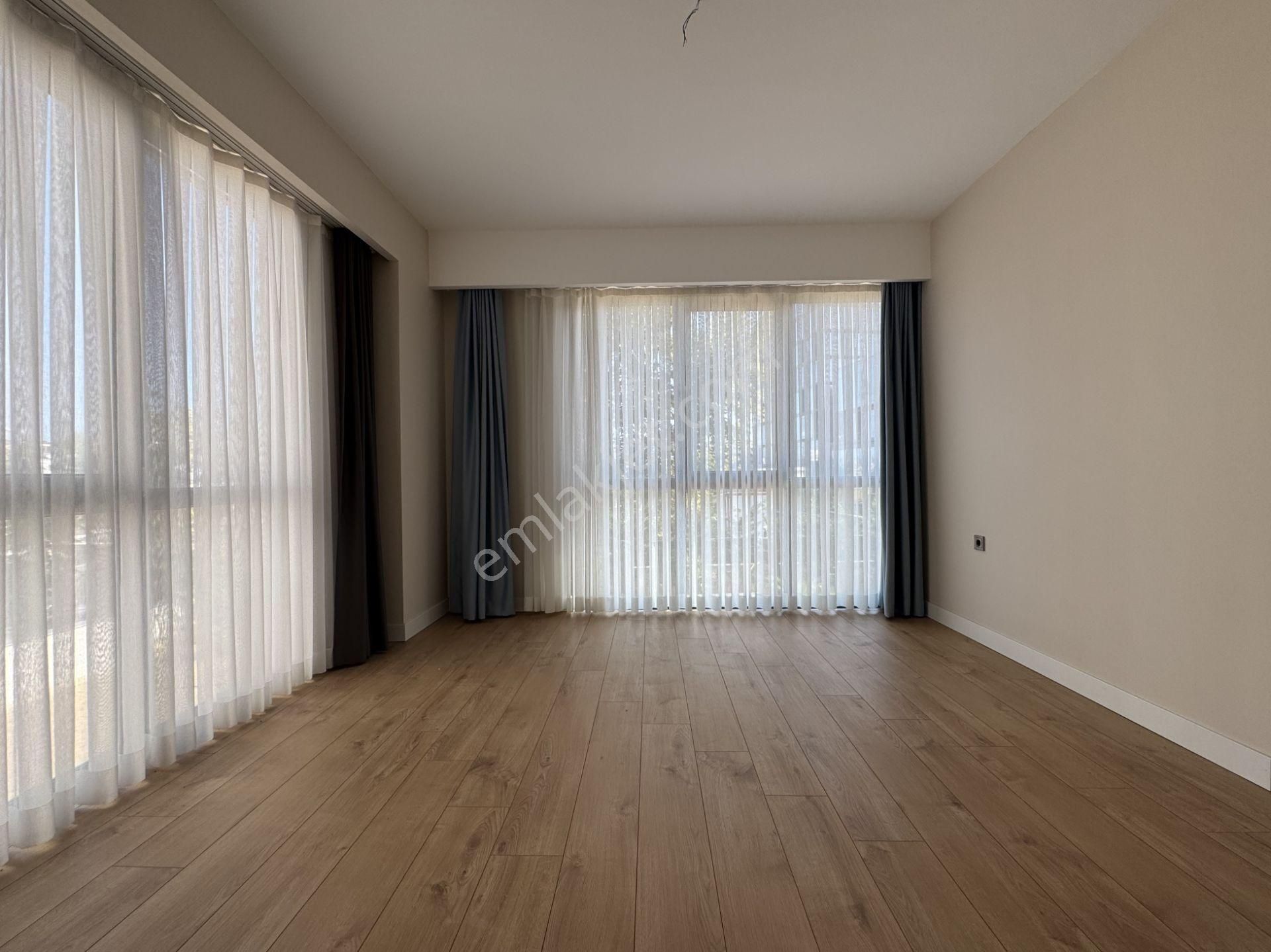 Next House'dan, Modern City Mesken, 3+1 Bahçe Dublex, 205m2 Fırsat Daire - Görsel 20