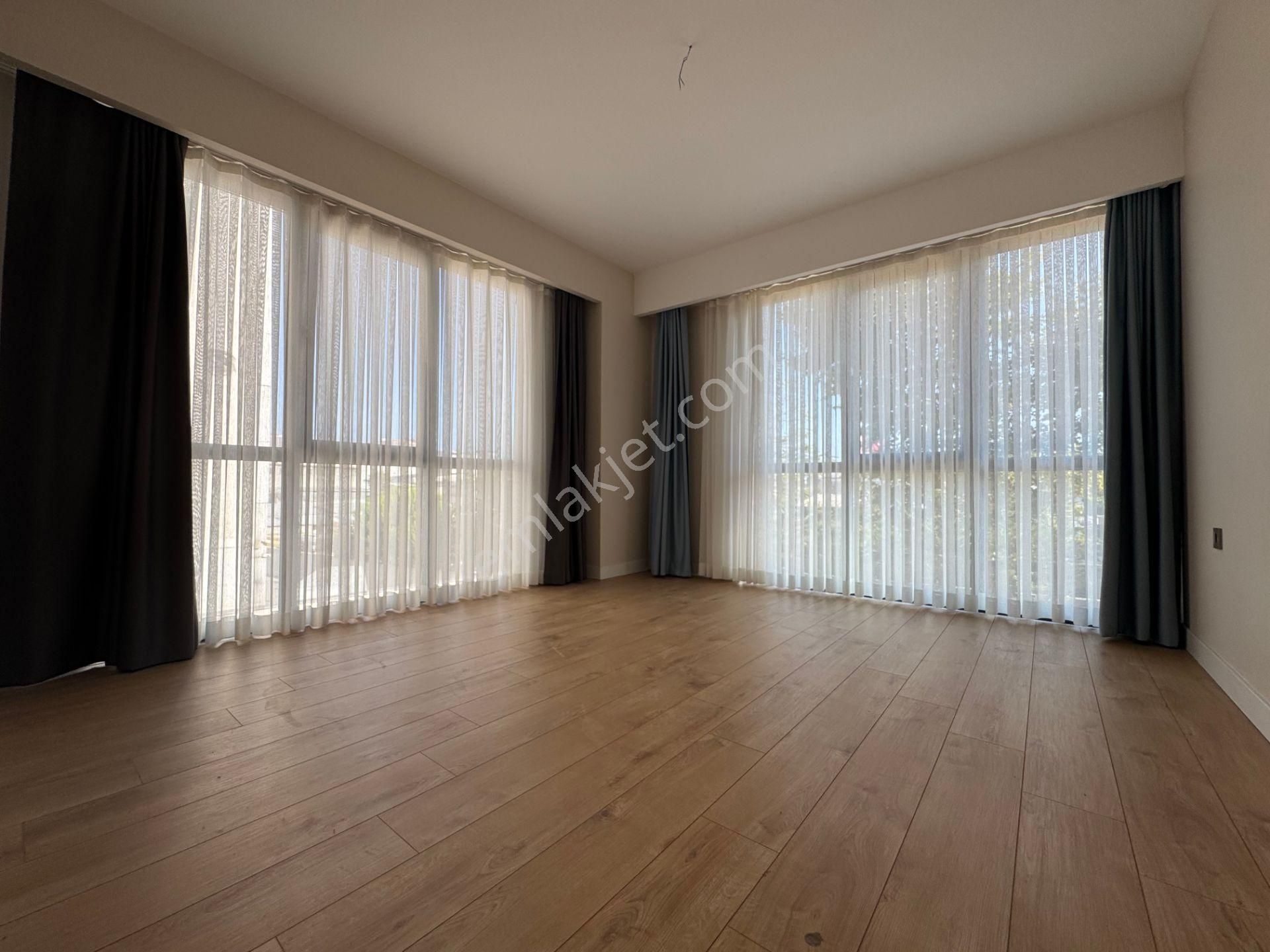 Next House'dan, Modern City Mesken, 3+1 Bahçe Dublex, 205m2 Fırsat Daire - Görsel 19