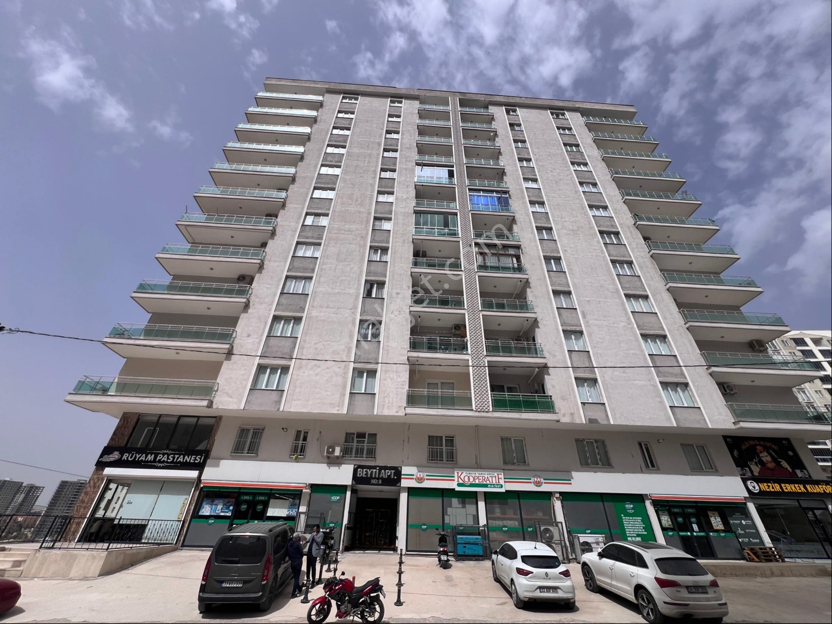 Murat Emlaktan Kız Öğrenci Yurdu Yanı 1+1 Dairemiz Kiralıktır