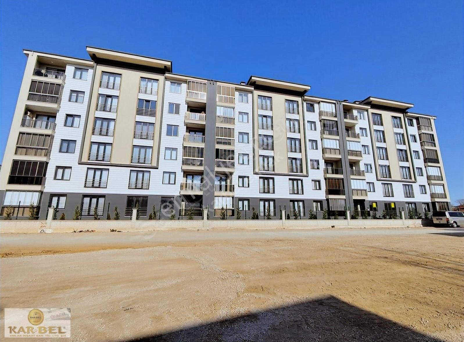 Karatay Aksa Park Konutları Satılık 3+1 139 M2 Hisse Daire