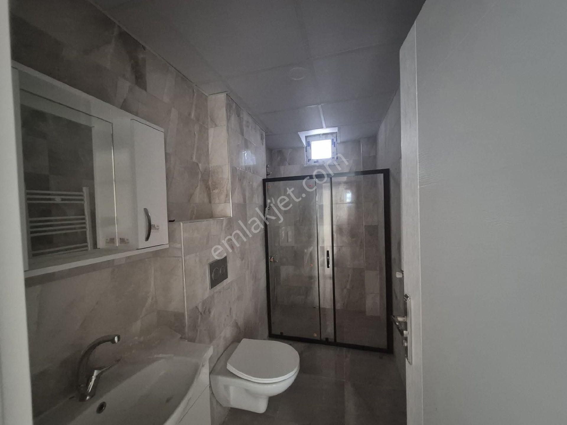 Samsun Atakum Kışla Mahallesi'nde Asansörlü 3+1 Kiralık Daire