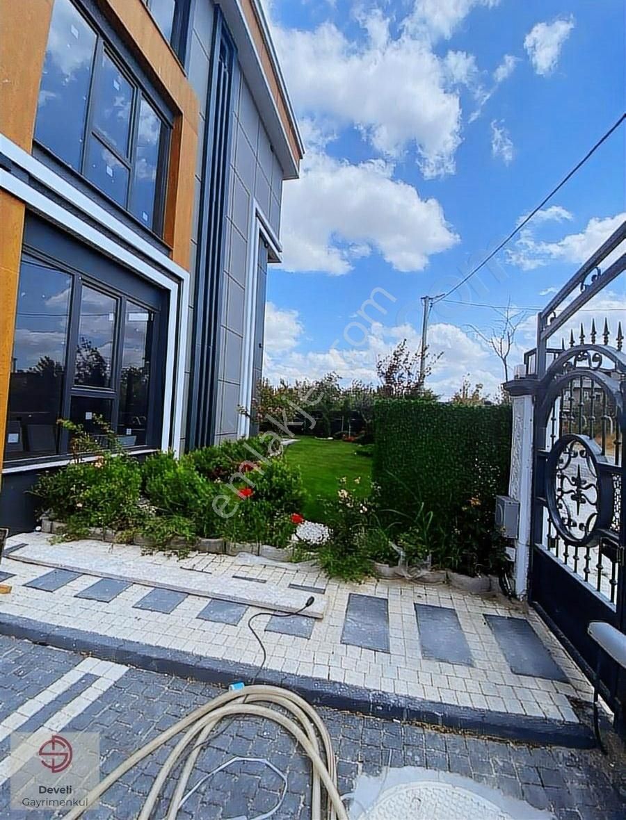 Önerler Mahallesi'nde Köy İçi Ful Takasa Açık Villa - Görsel 18