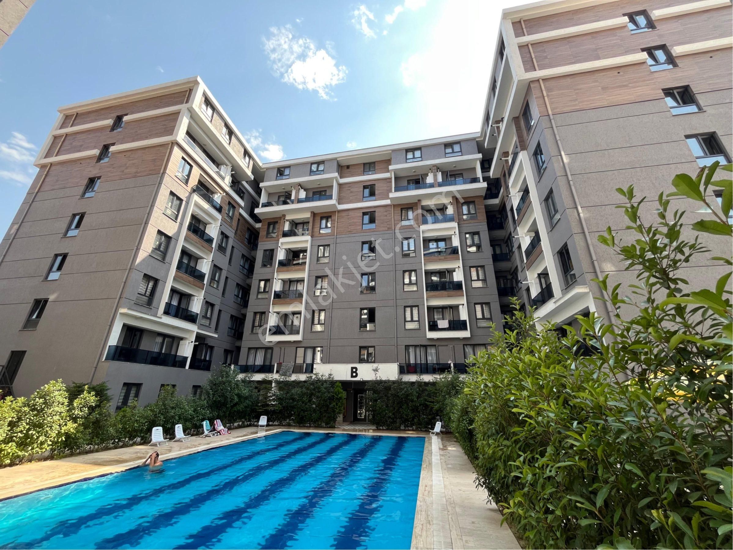 Ottodan Ceylan Nadapark'ta Havuz Cephe 2+1 Satılık Daire