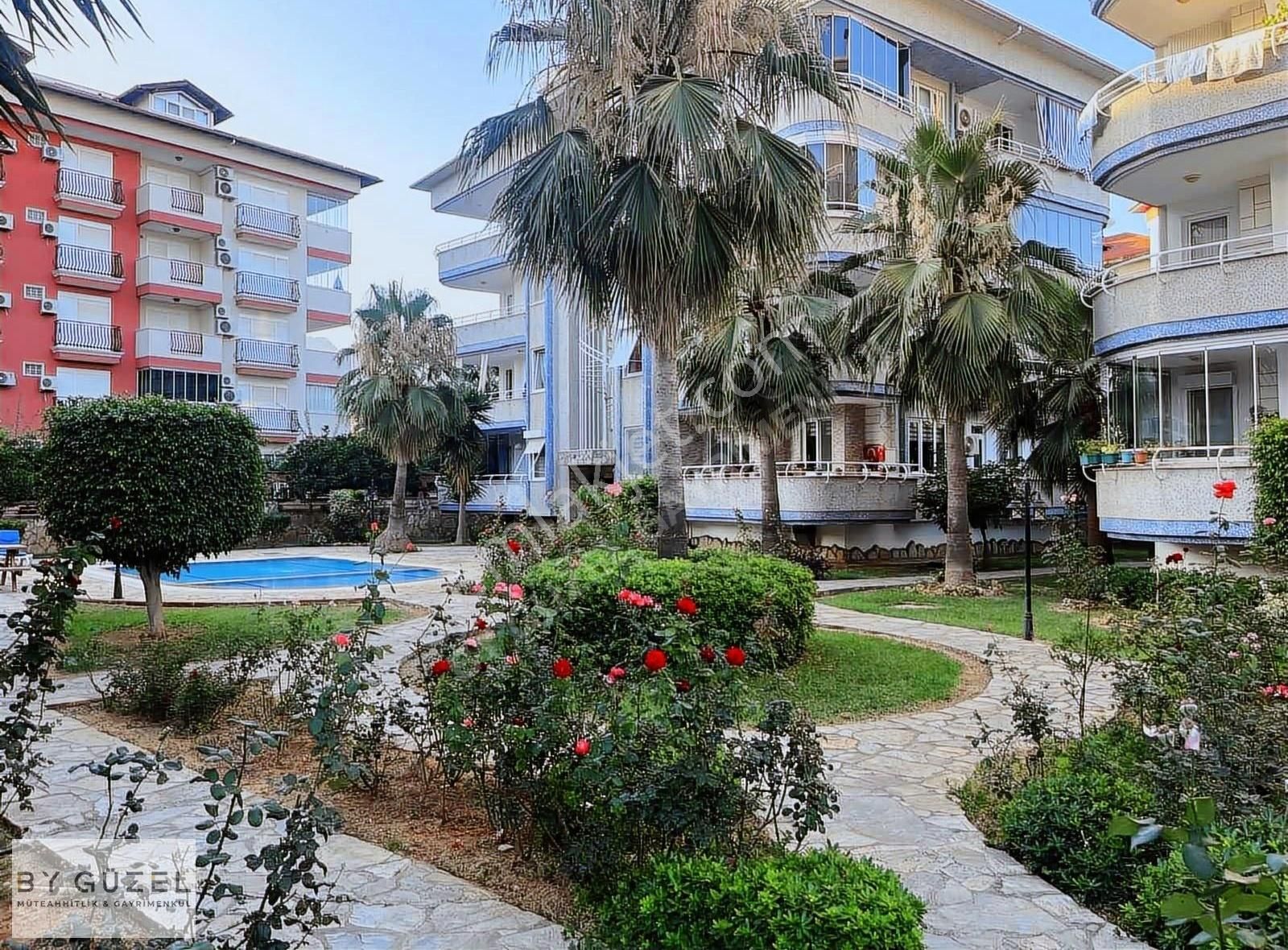 Ayrı Mutfaklı Havuzlu 2+1 Daire