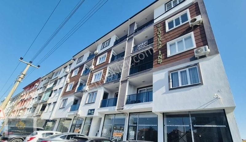 Lavinia Gayrimenkulden Asansörlü 1+1 Satılık Daire