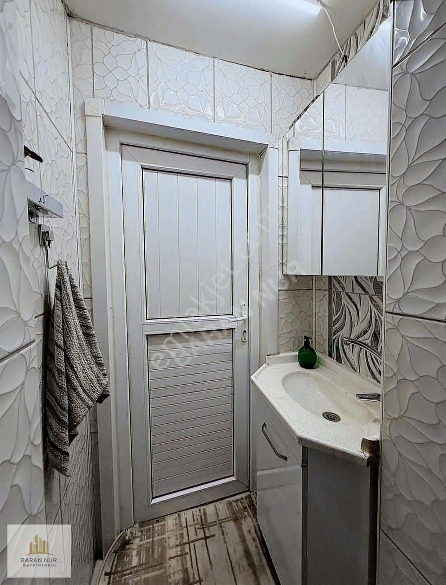 Malazgirt Mah Satılık Ara Kat Ful Bakımlı 3+1 Daire