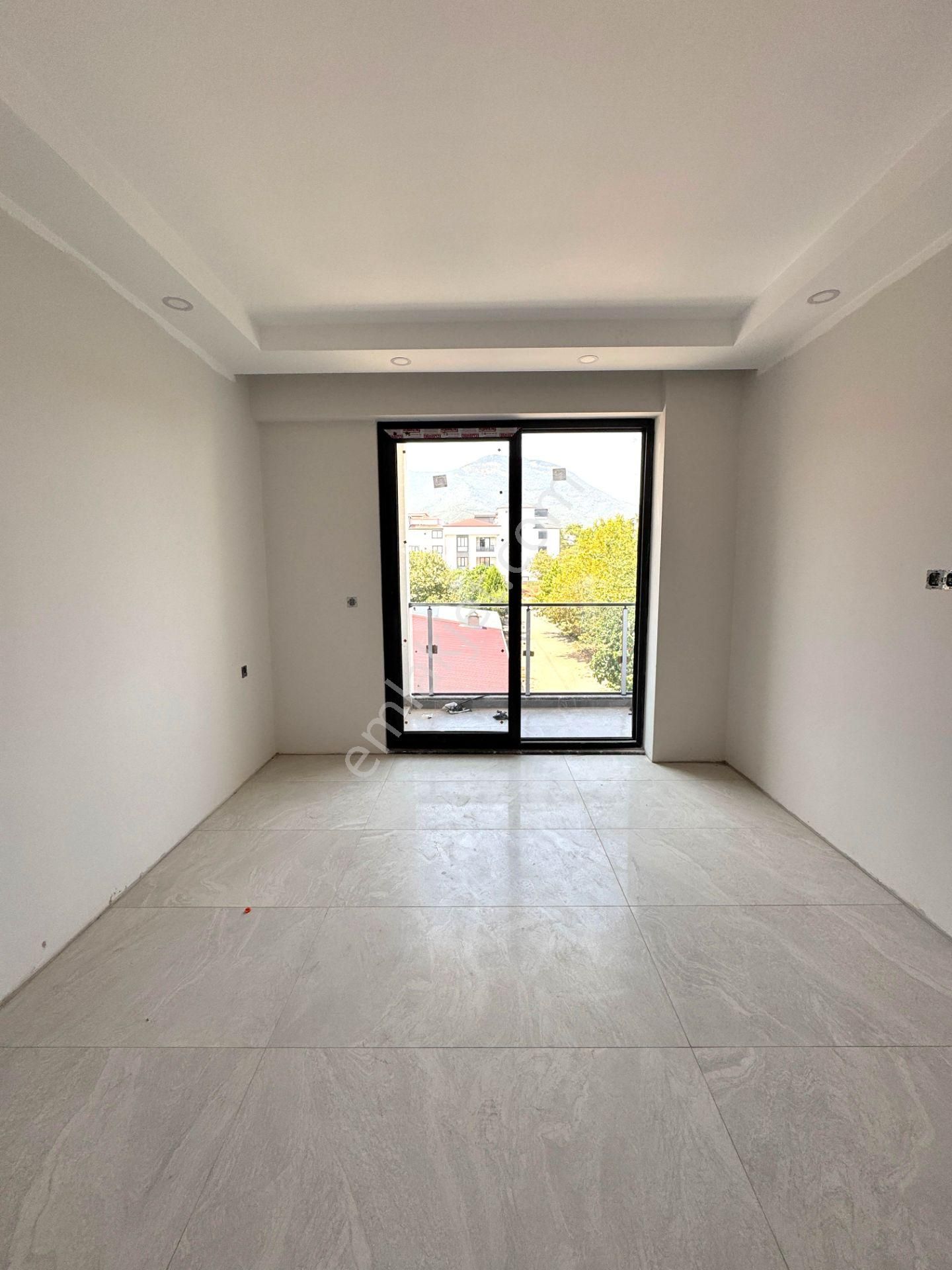 Hallaçlar'da Park Cepheli 2+1 / 110m² Sıfır Lüks Daire - Görsel 13