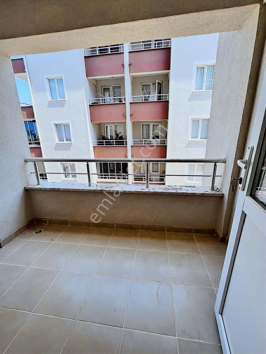 Dumlupınarda 75 M2 2+1 Çift Balkon Aile Apartmanı Satılık Daire! - Görsel 6
