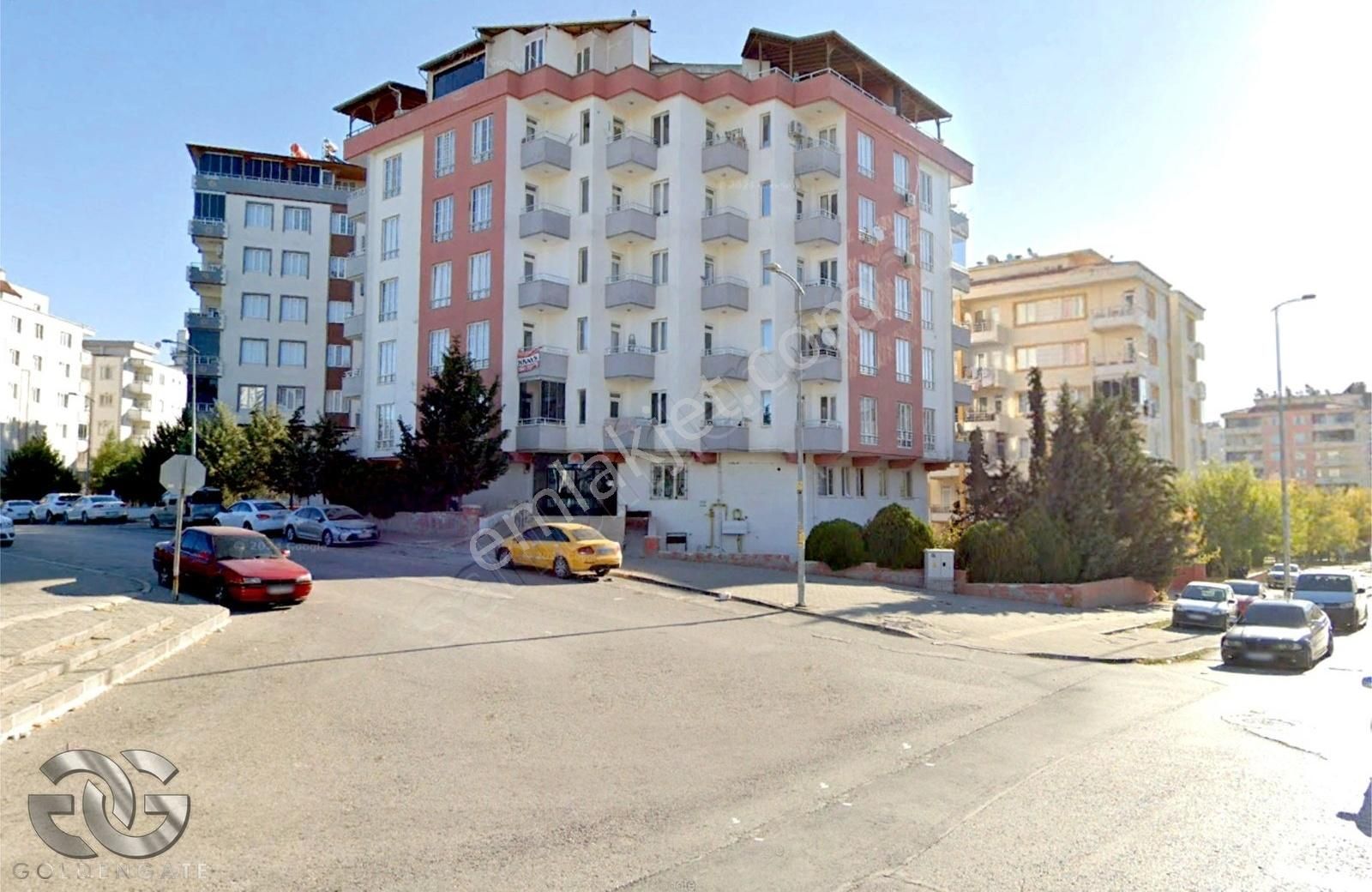 Golden Gate'den Yeditepe Mahallesinde Kiralık Eşyalı Daire