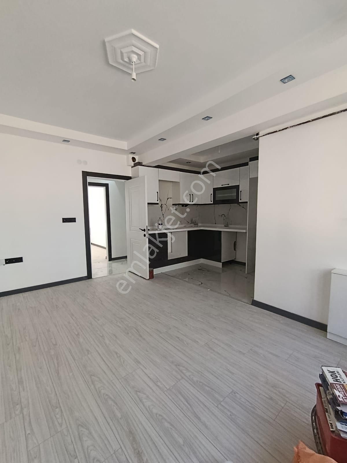 Orhangazi Ömürde Satılık 2+0 Daire