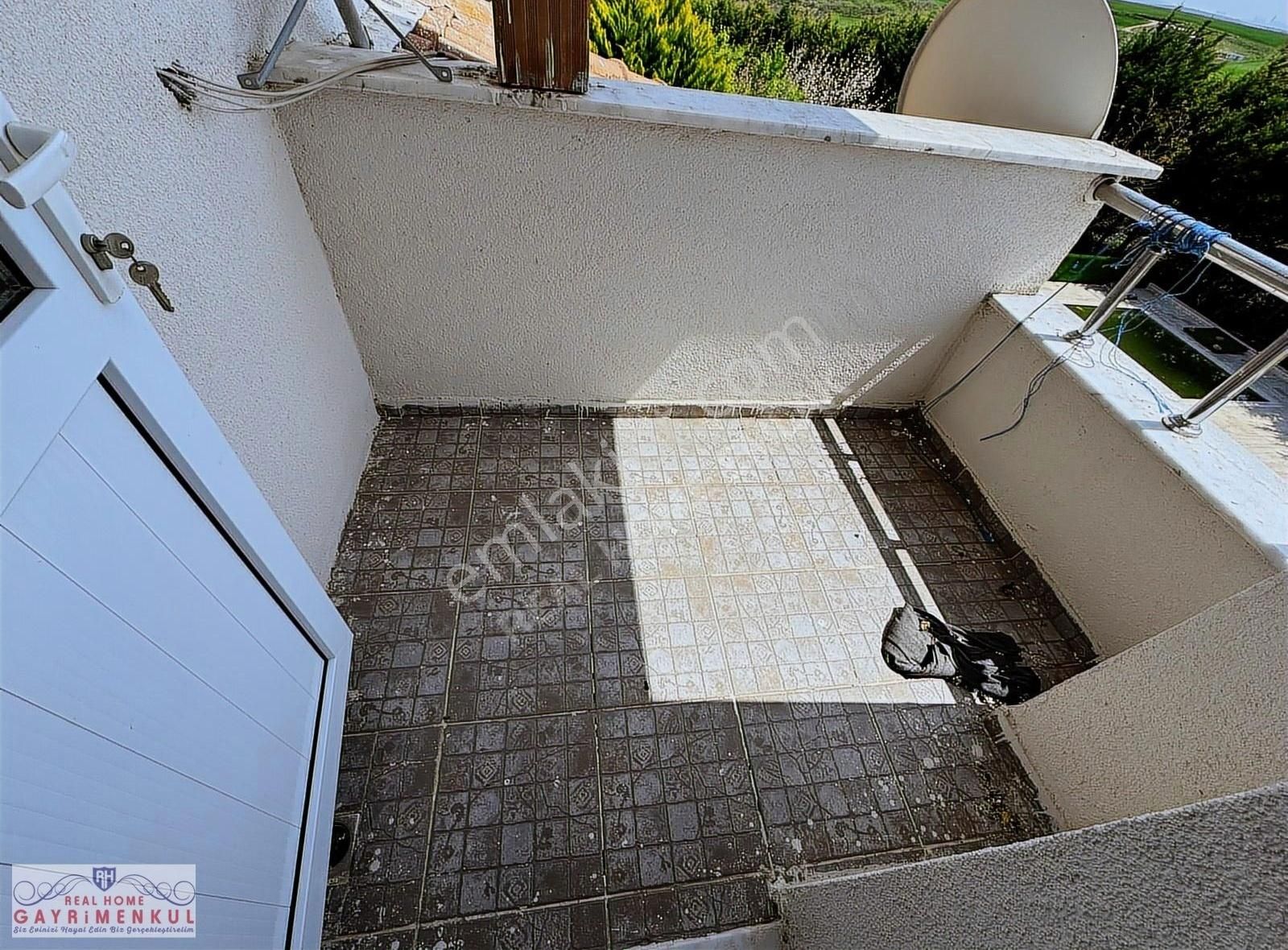 Çatalca Kestanelik'te 5.867 M2 Arsa İçinde Havuzlu Villa !! - Görsel 2