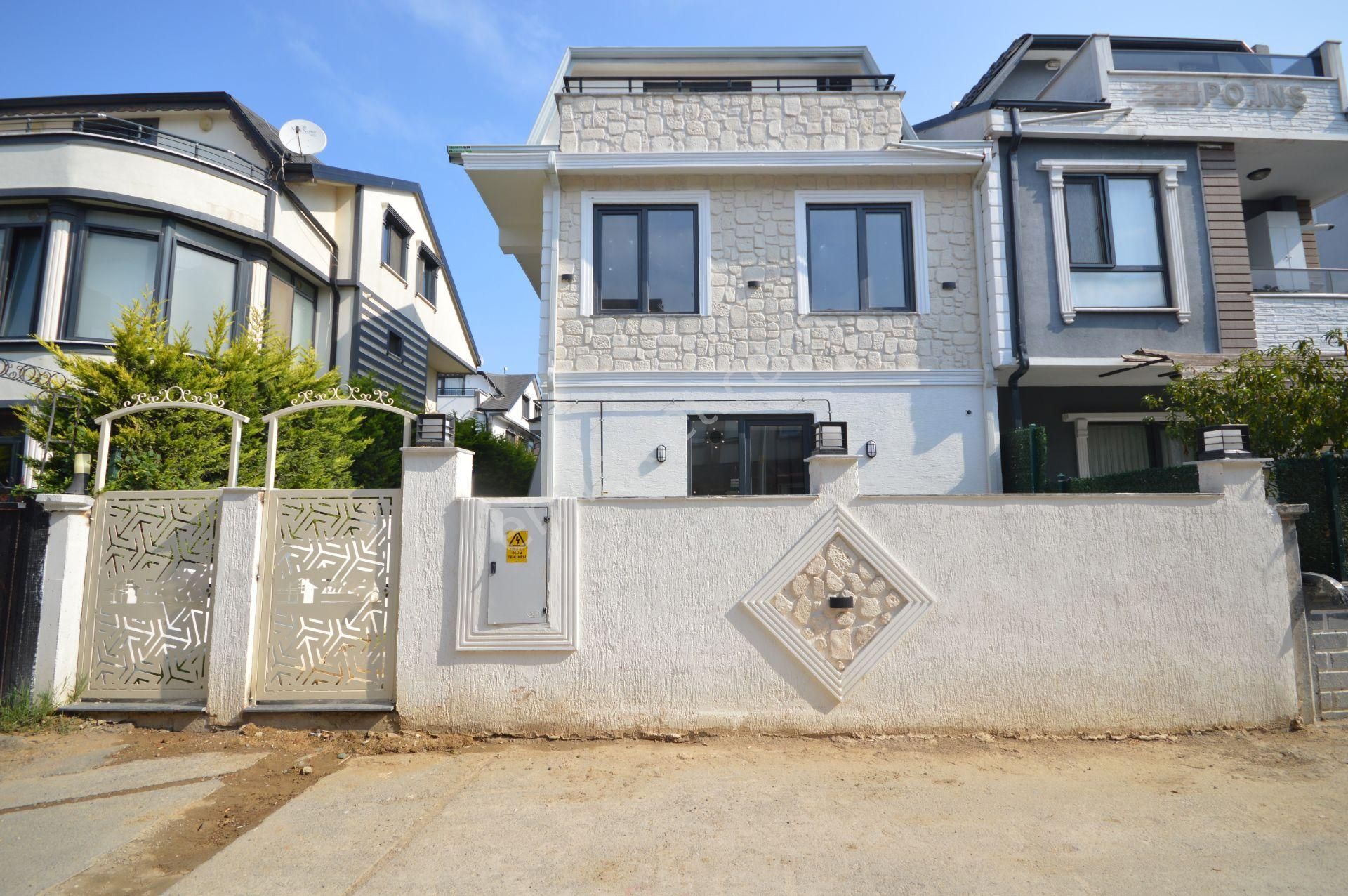 🌴 Doğayla İç İçe, Konforla Yan Yana! 3+1 Villa Fırsatı 🛋️
