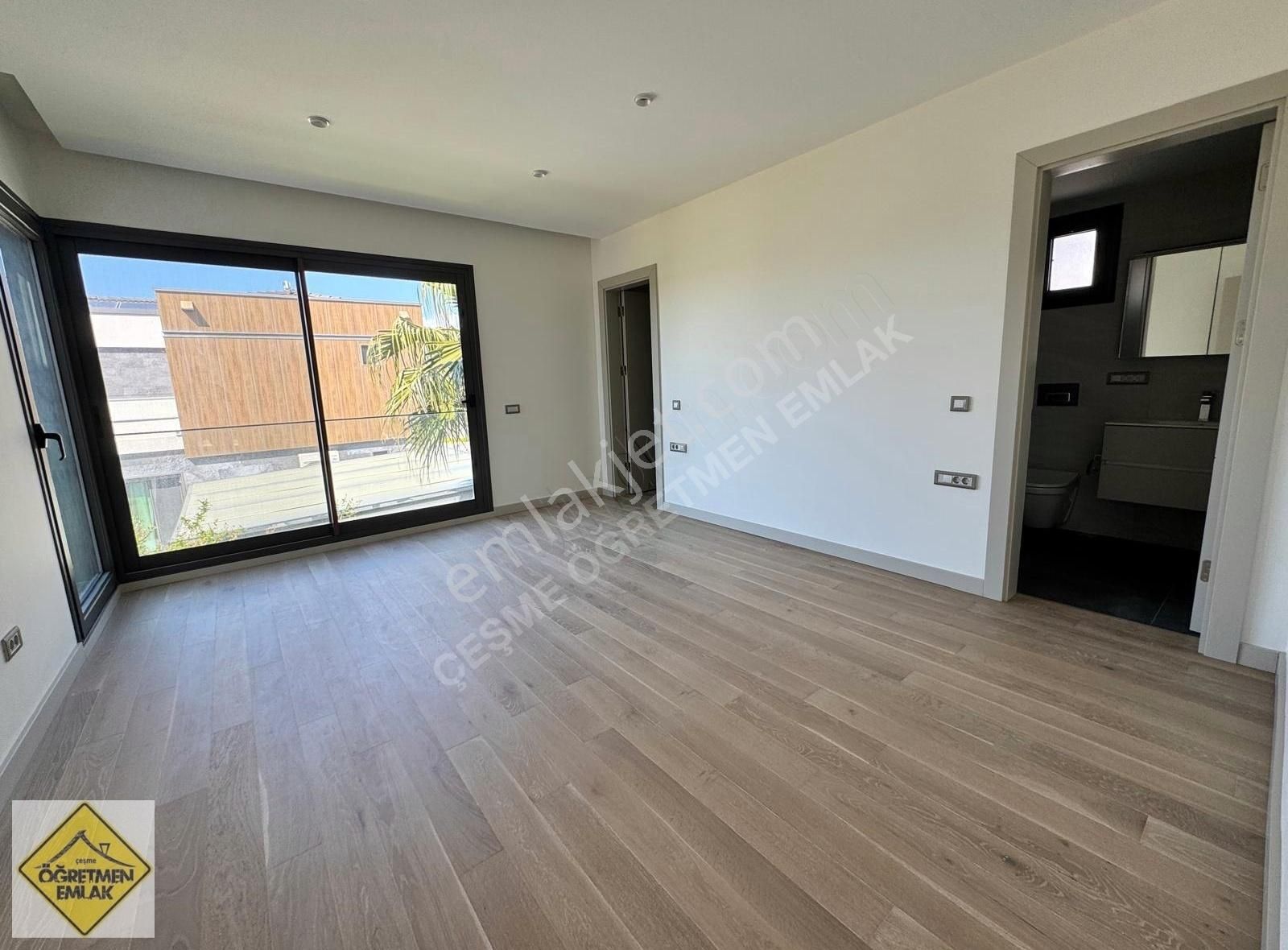 Çeşmede Albenisi Çok Yüksek Muhteşem Bir Ortamda Müstakil Villa - Görsel 30