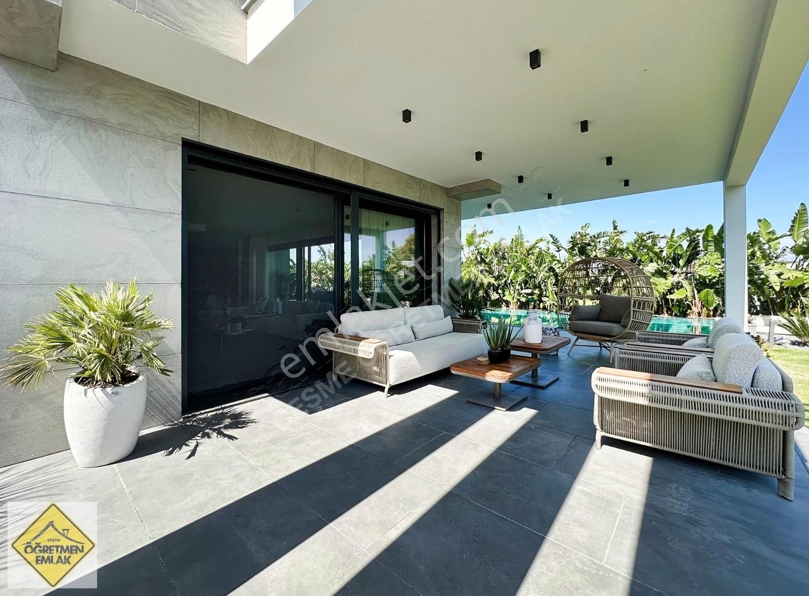 Çeşme Dalyan Da Plajlara Yürüme Mesafesinde Muhteşem Müstakil Ev - Görsel 11