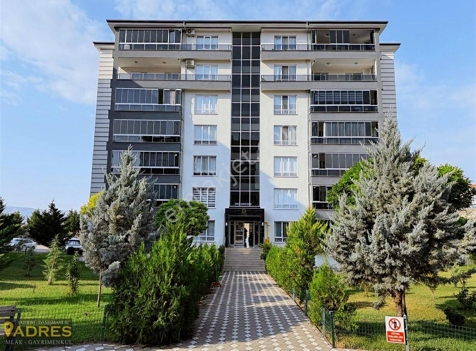 Adres Gayrimenkulden Capitollife Evlerinde Satılık 3+1 Lüx Daire