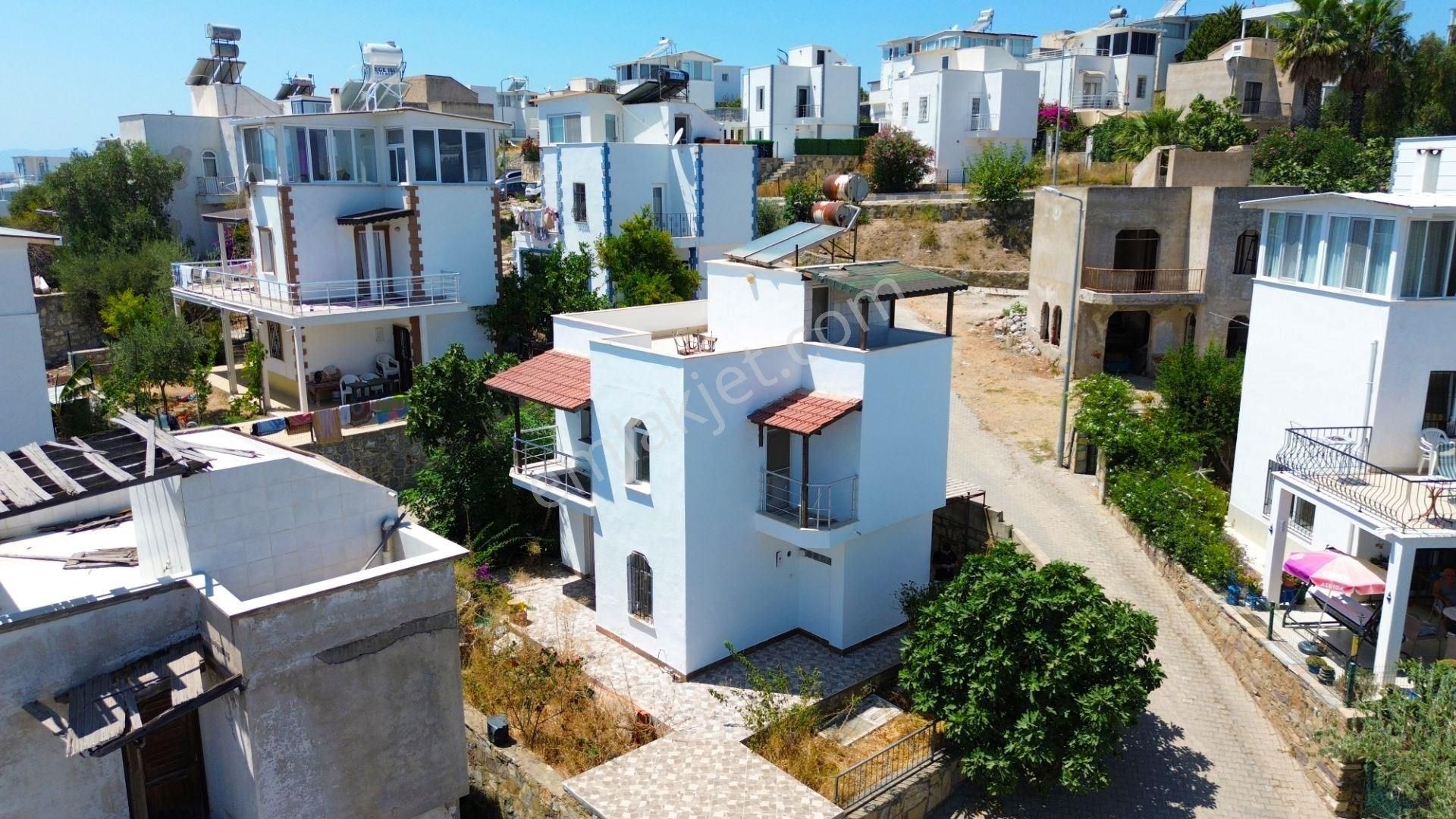 Boğaziçin'nde Göl Manzaralı Satılık Müstakil Dubleks Villa - Görsel 3
