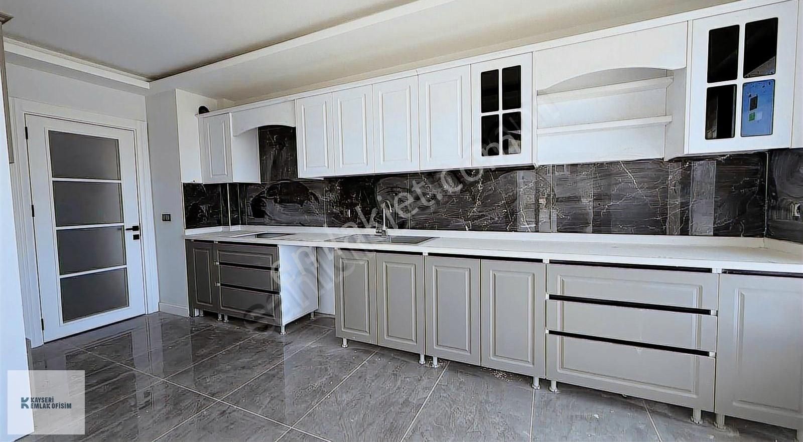 Emlak Ofisimden Erkilet Bulvarı Üzerinde 3+1 Satılık Daire - Görsel 24