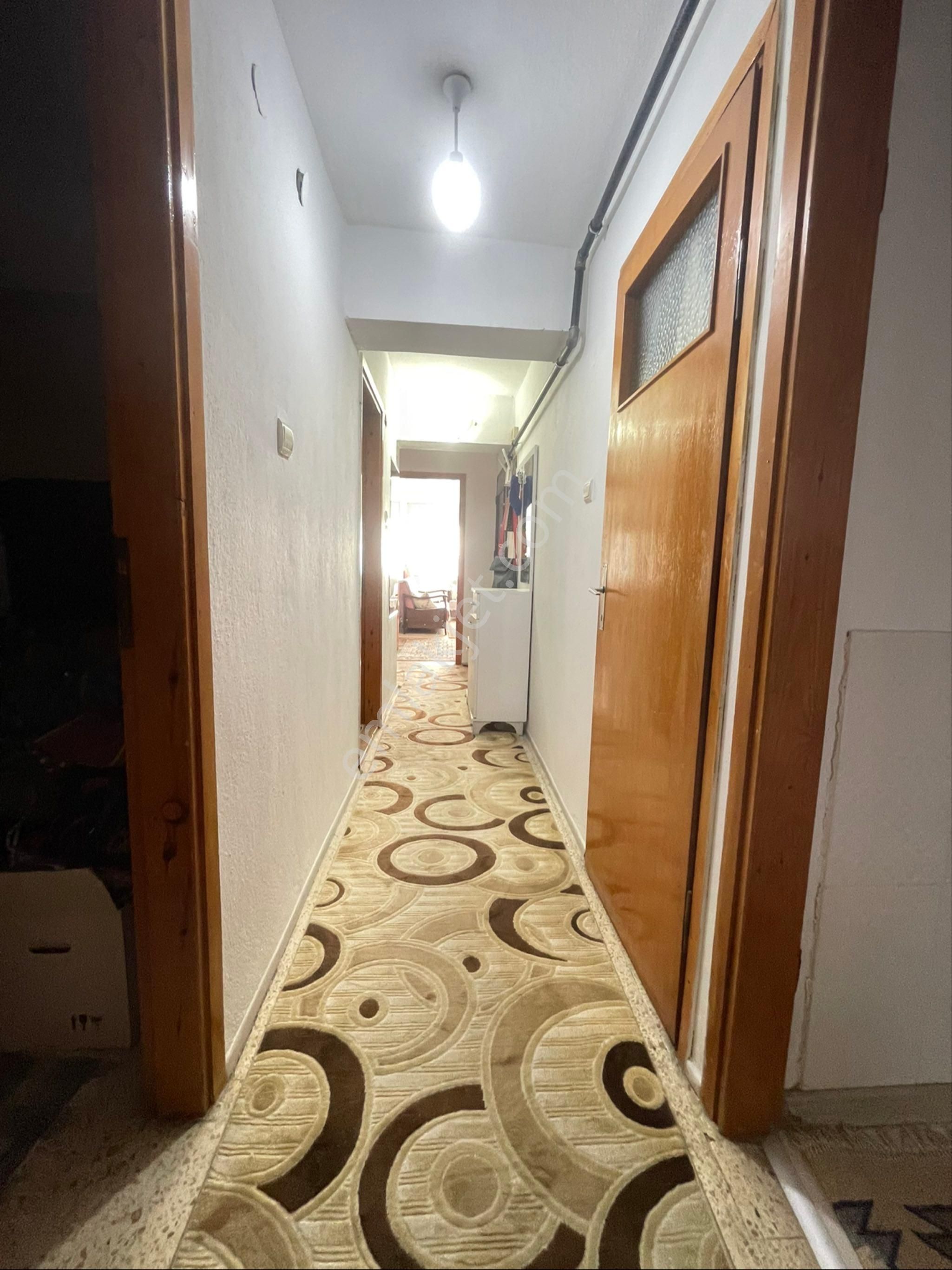 İzmir Yeşilyurt'ta 3+1 Asansörlü Otoparklı D.gazlı Satılık Daire - Görsel 6