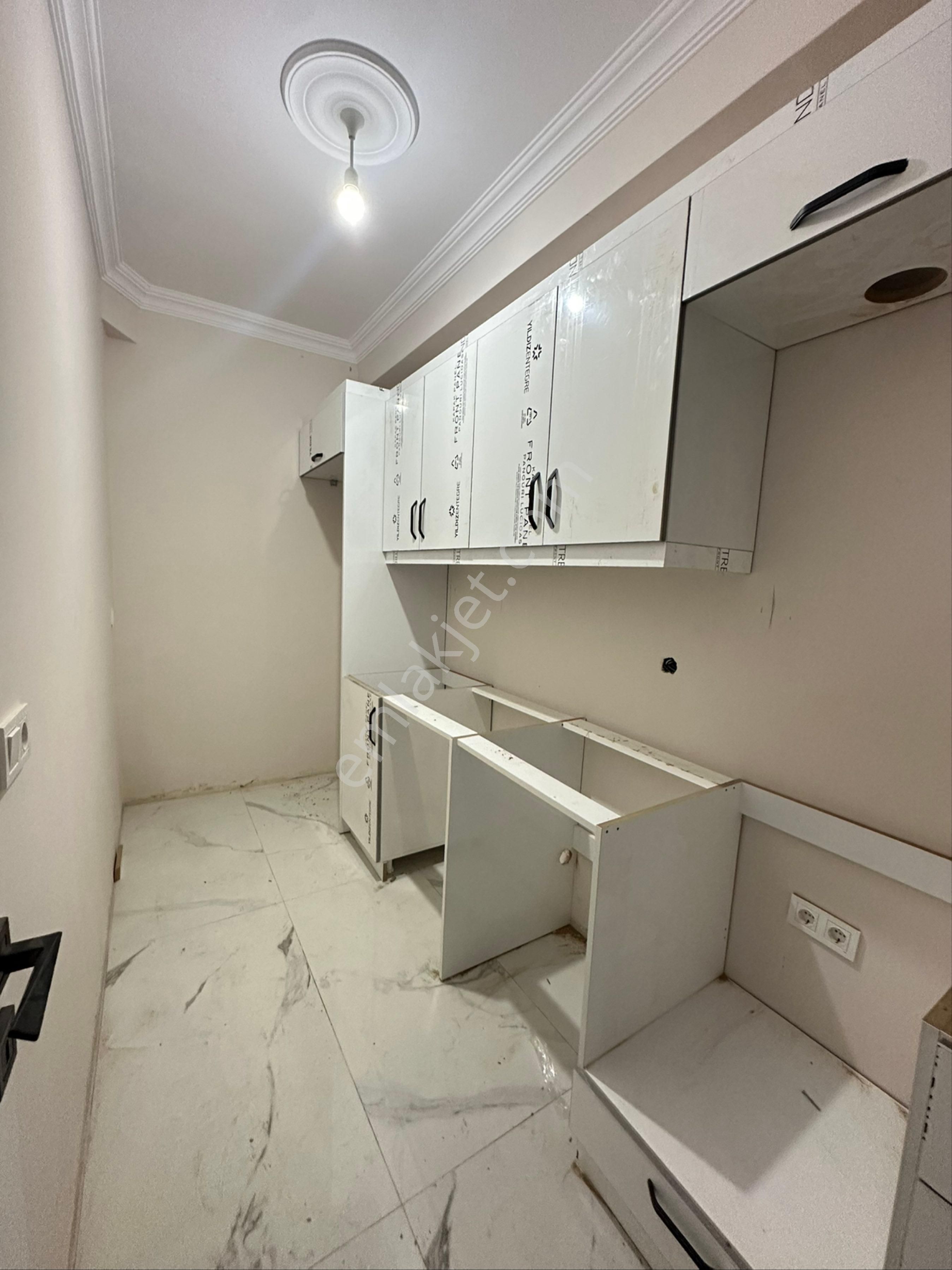 Avcılar Merkez Mah.sıfır Cadde Üstü 2+1 Ara Kat Daire - Görsel 19